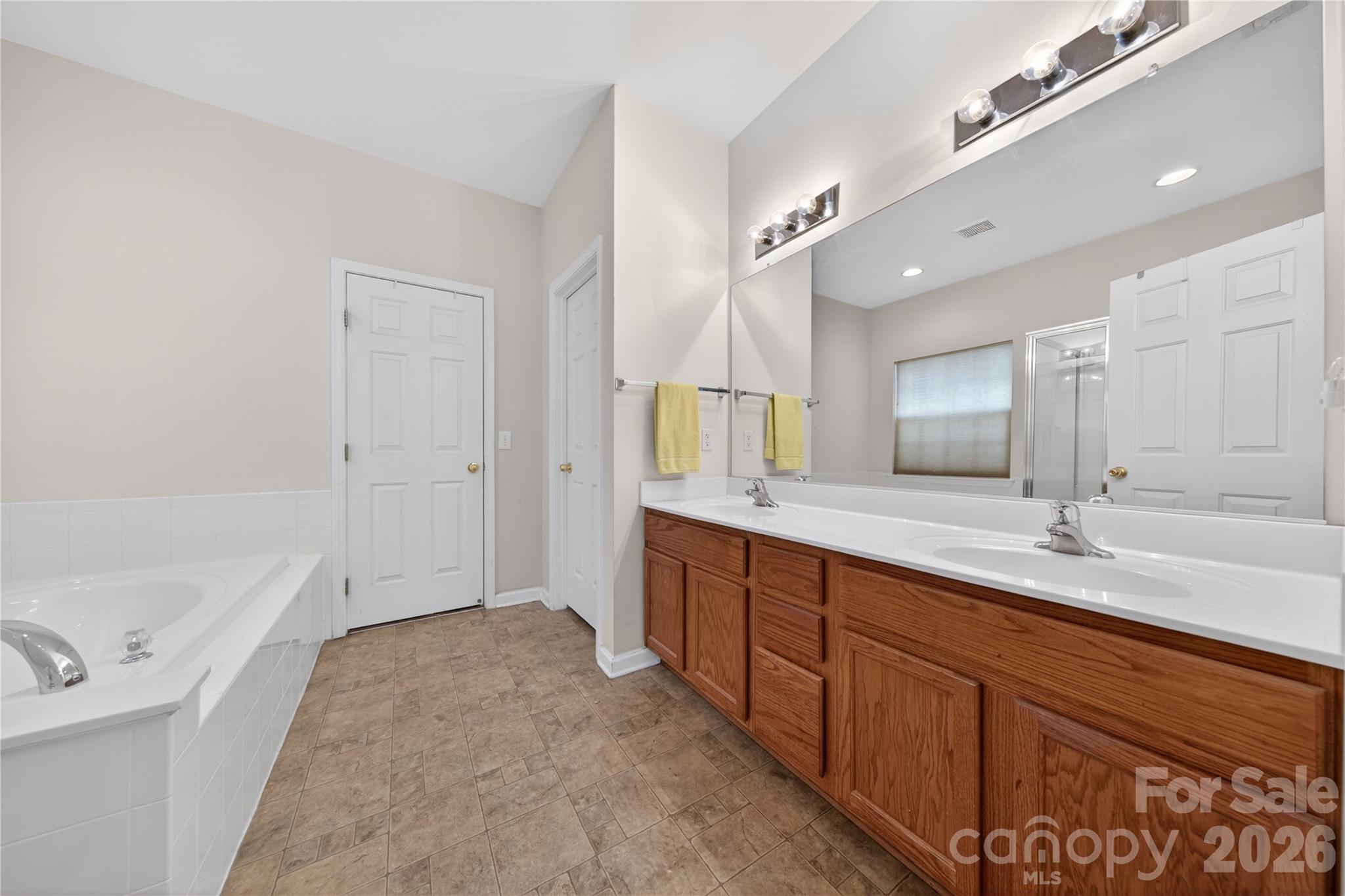 533 Fair Oaks Drive