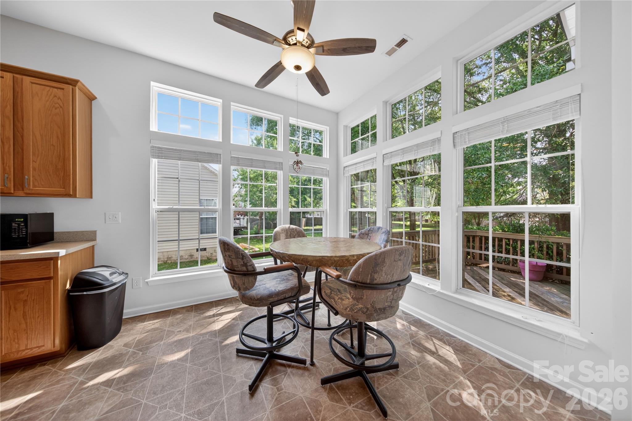533 Fair Oaks Drive