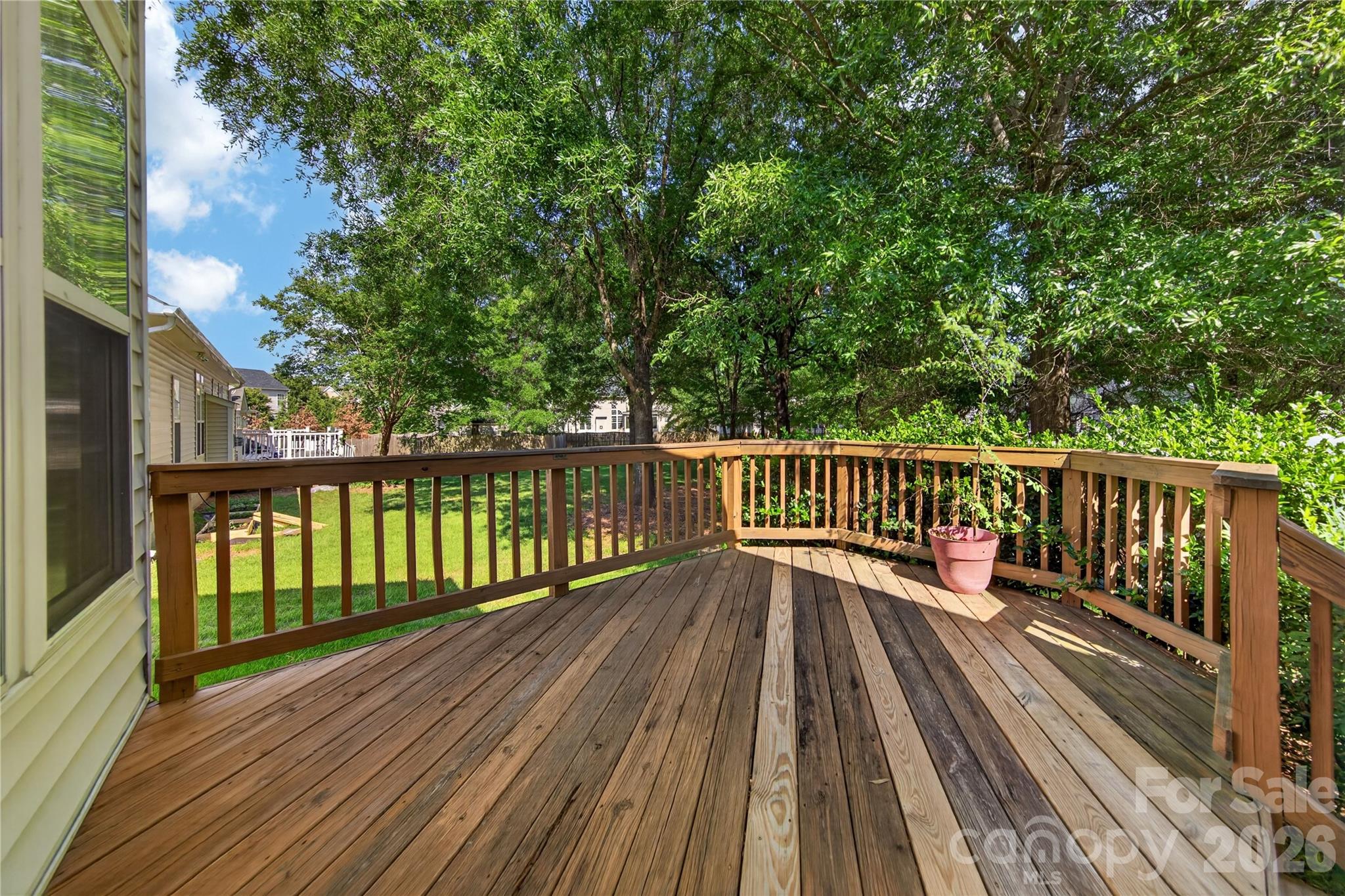 533 Fair Oaks Drive