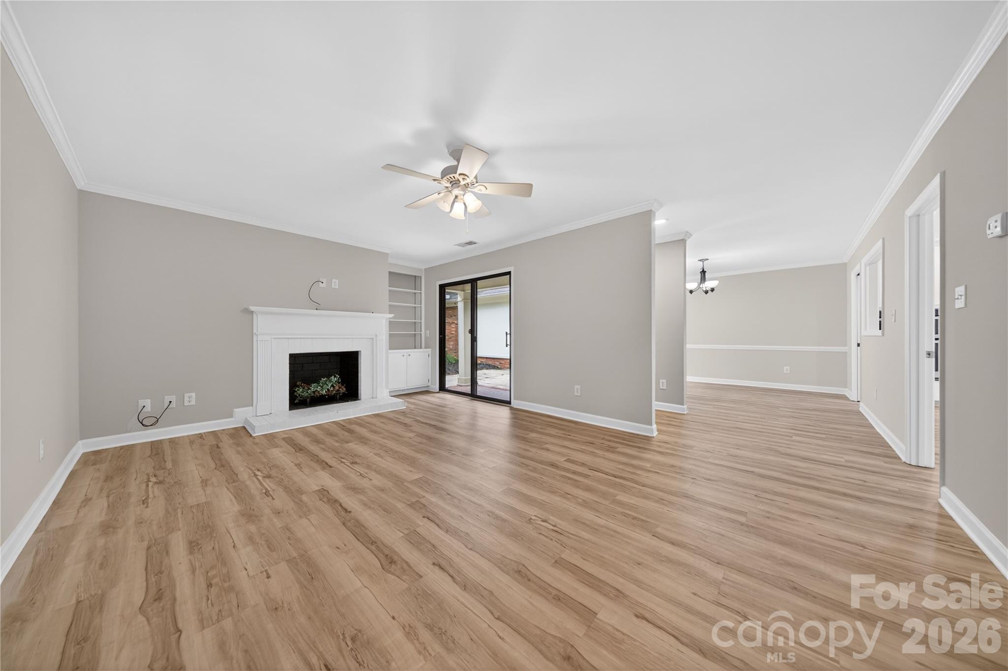 2405 Quail Lake Drive