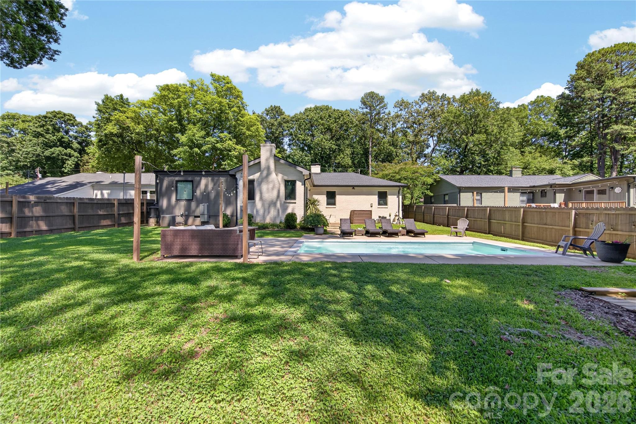 1721 Merry Oaks Road