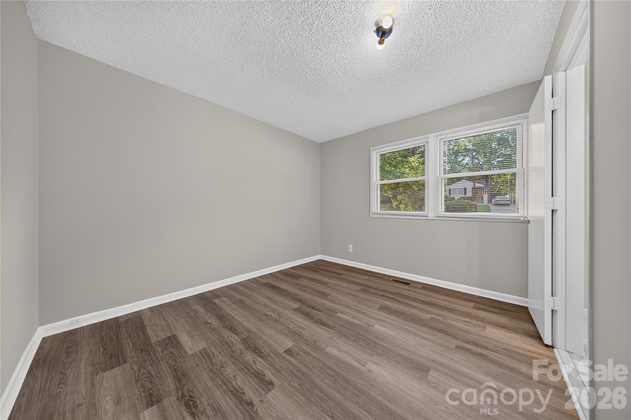 520 Inwood Drive