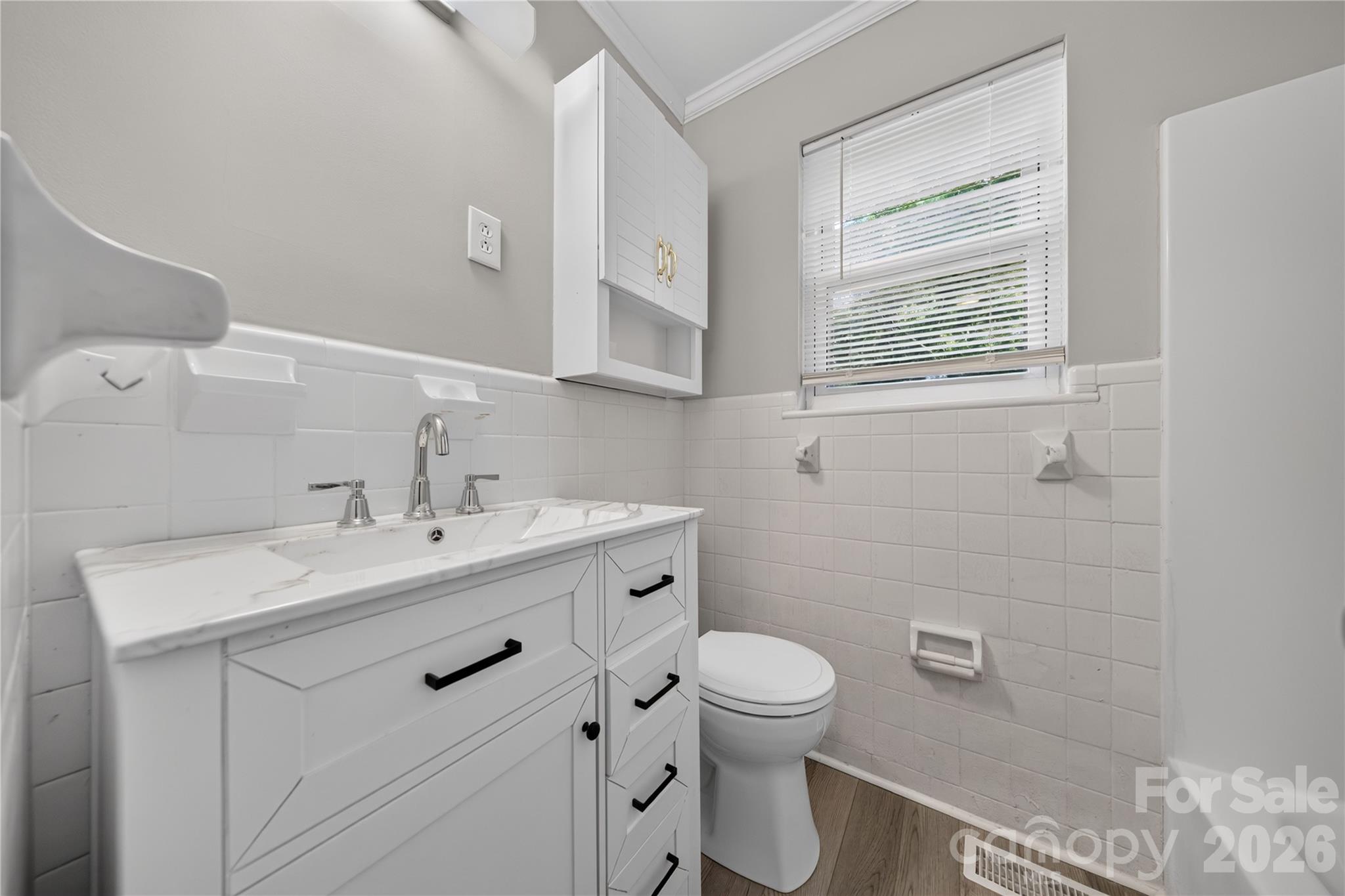 520 Inwood Drive