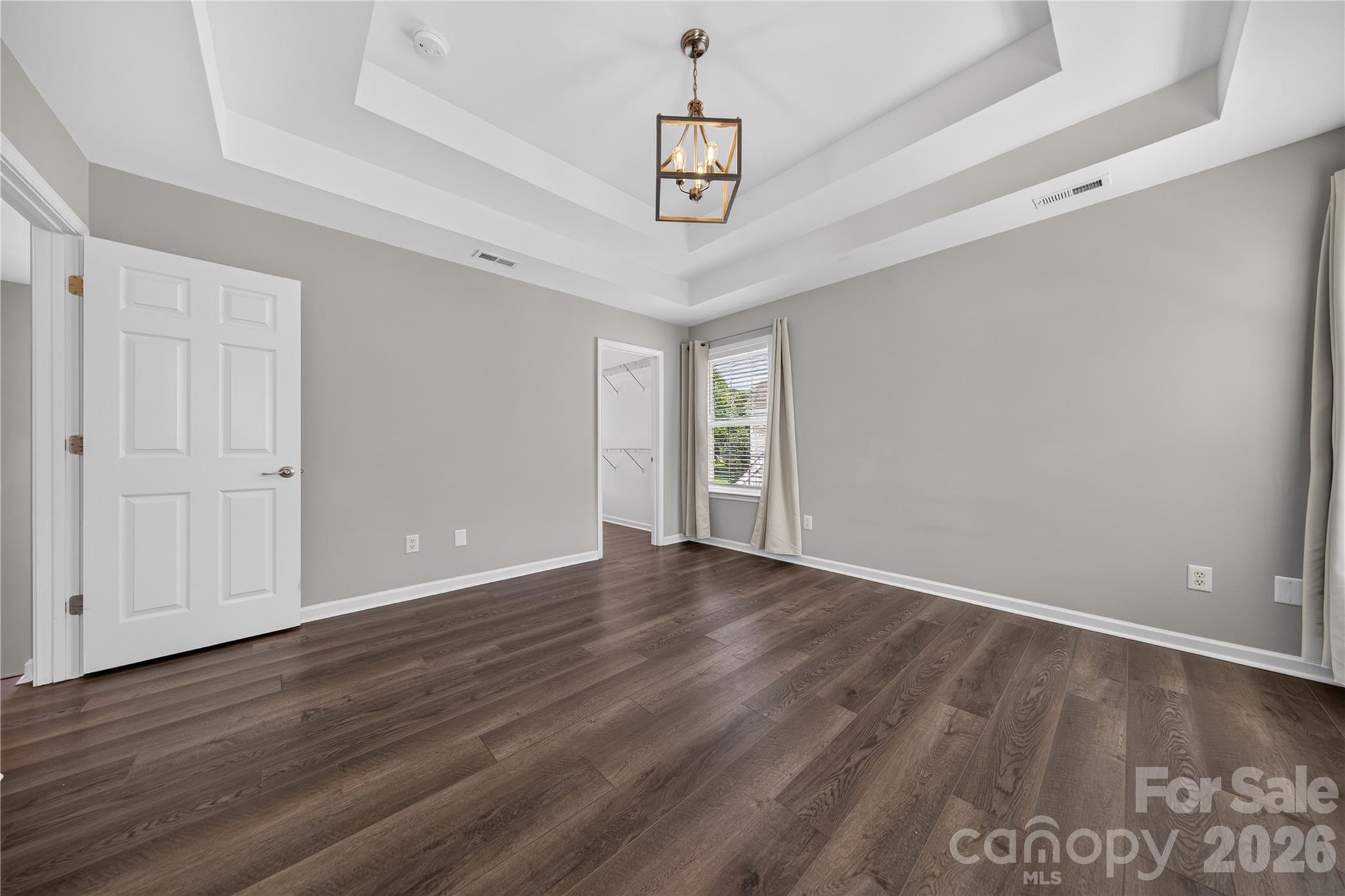1505 Hollythorne Drive