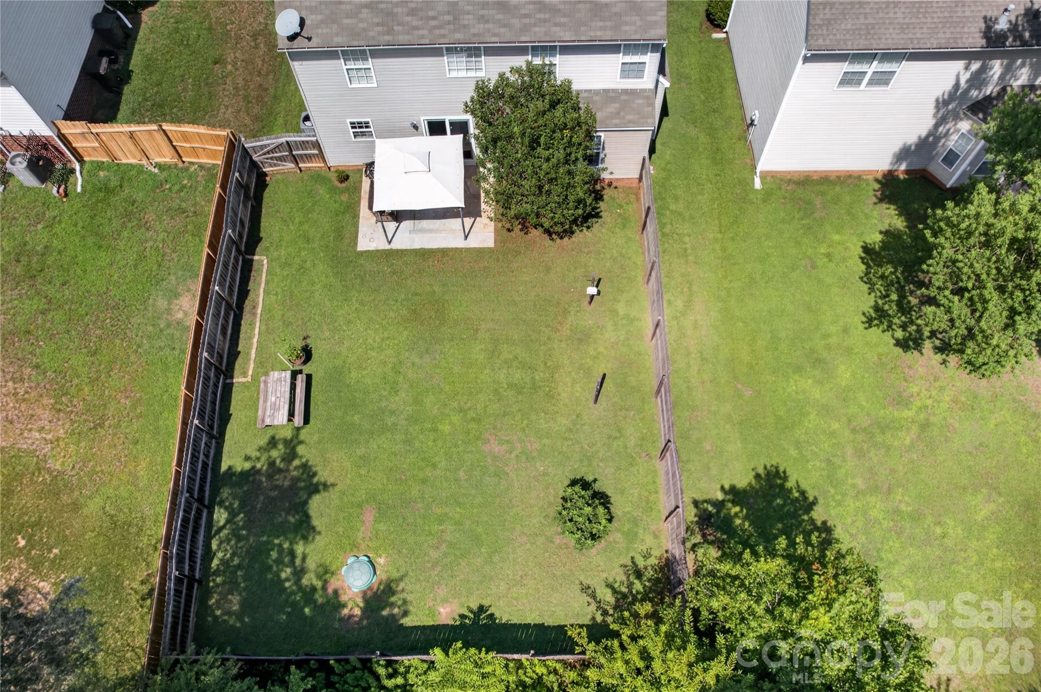 1505 Hollythorne Drive