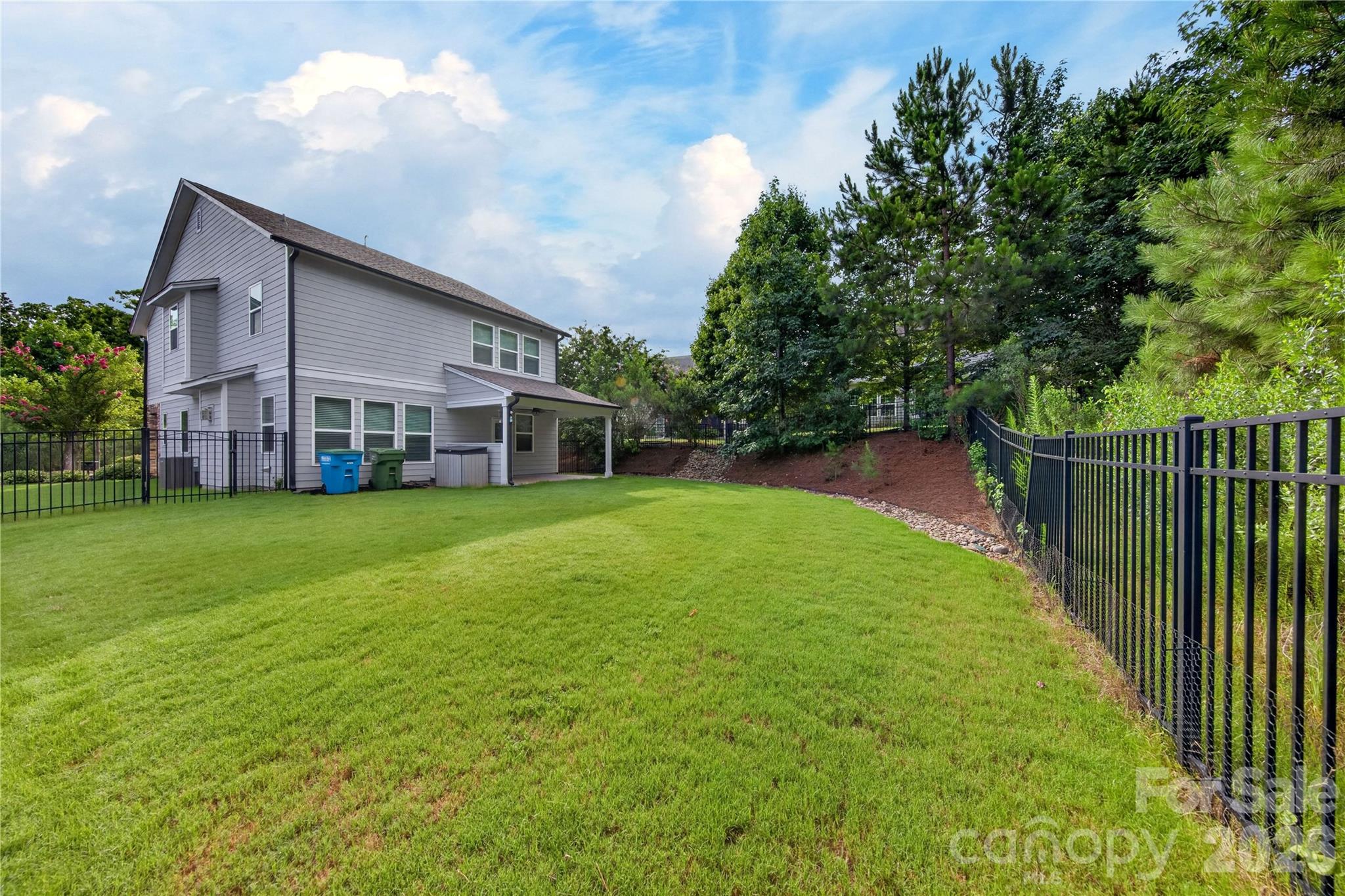 1879 Felts Parkway