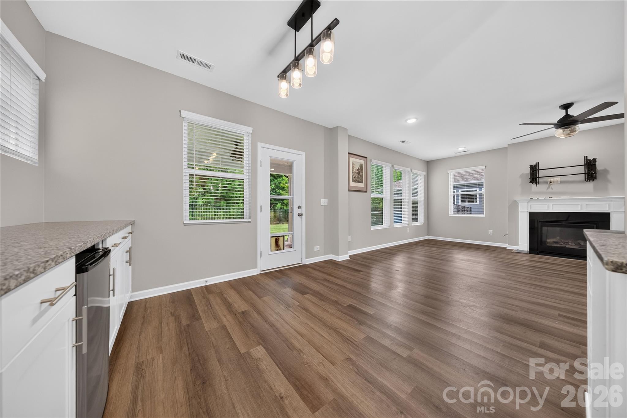 1879 Felts Parkway