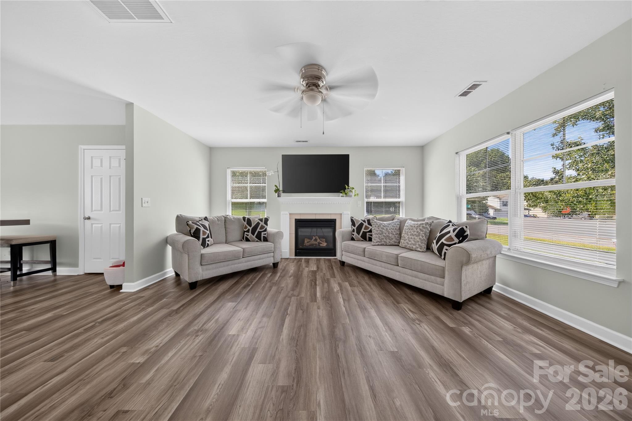 2047 Sonoma Valley Drive