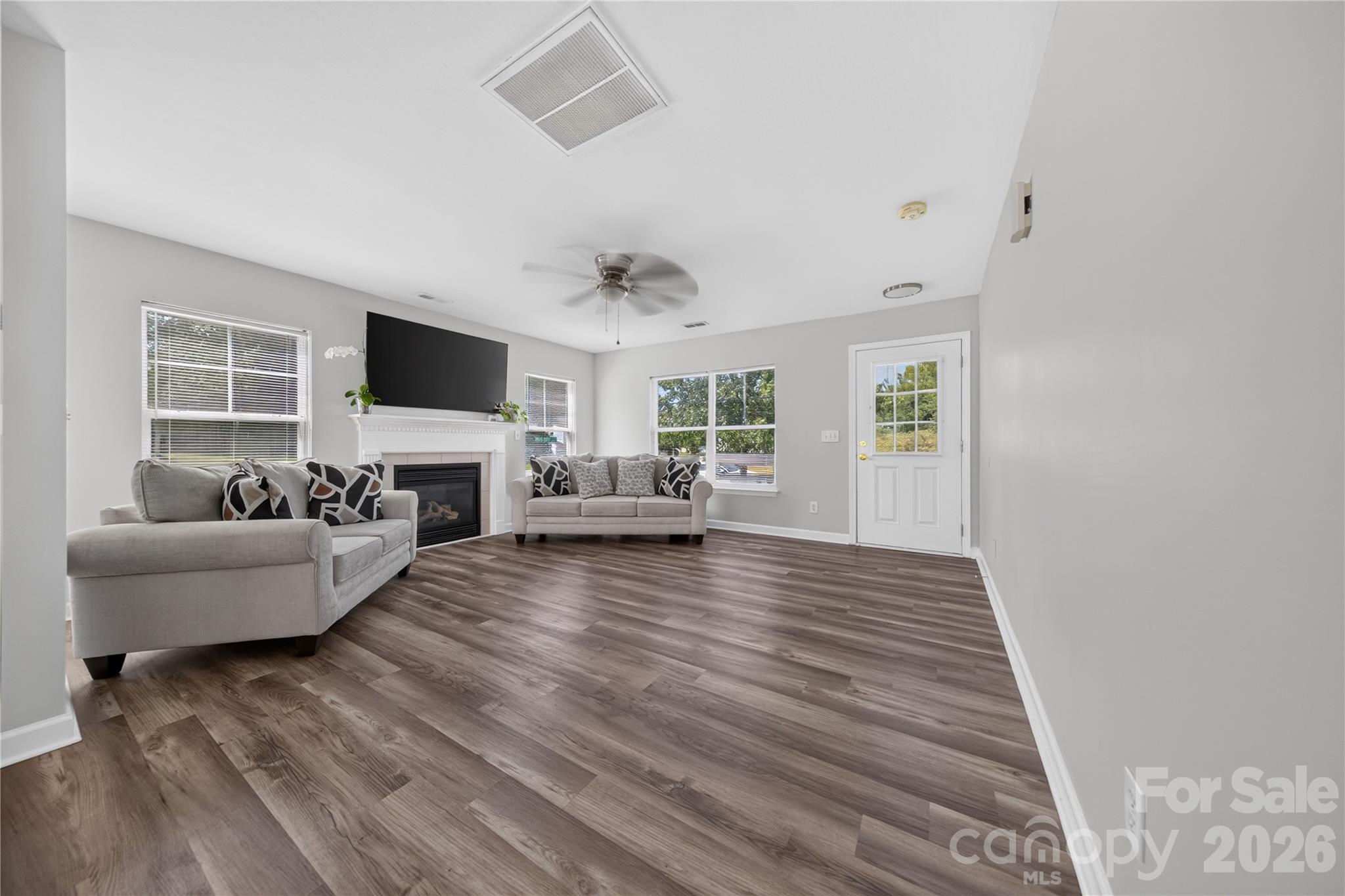 2047 Sonoma Valley Drive