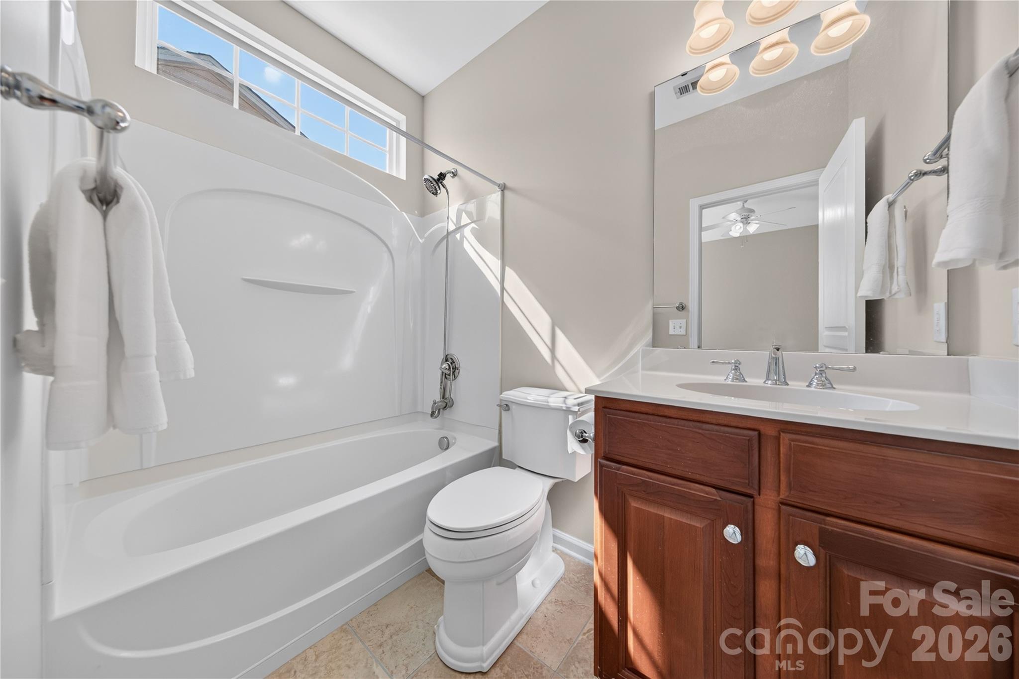 50008 Tulip Court
