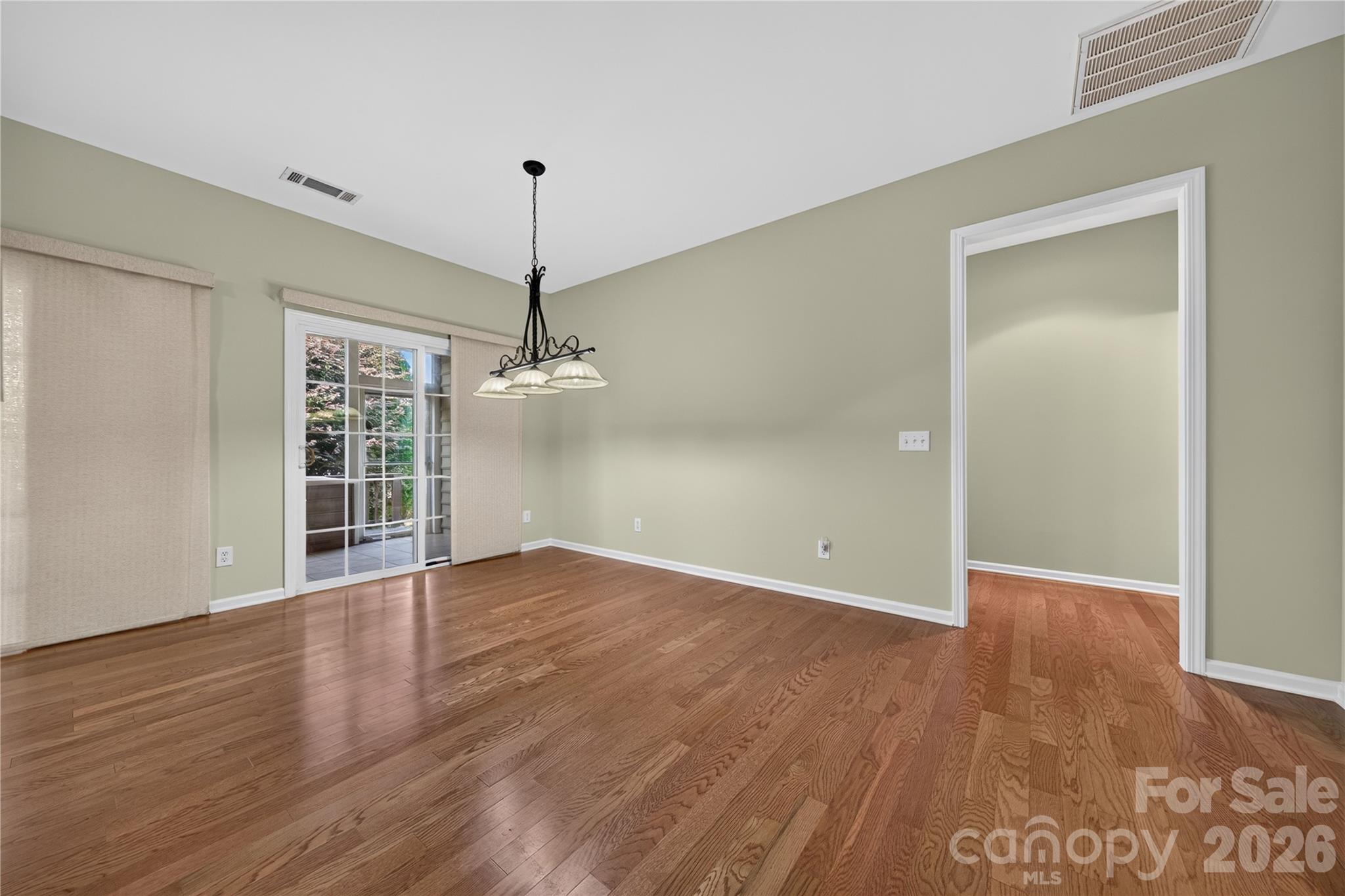50008 Tulip Court