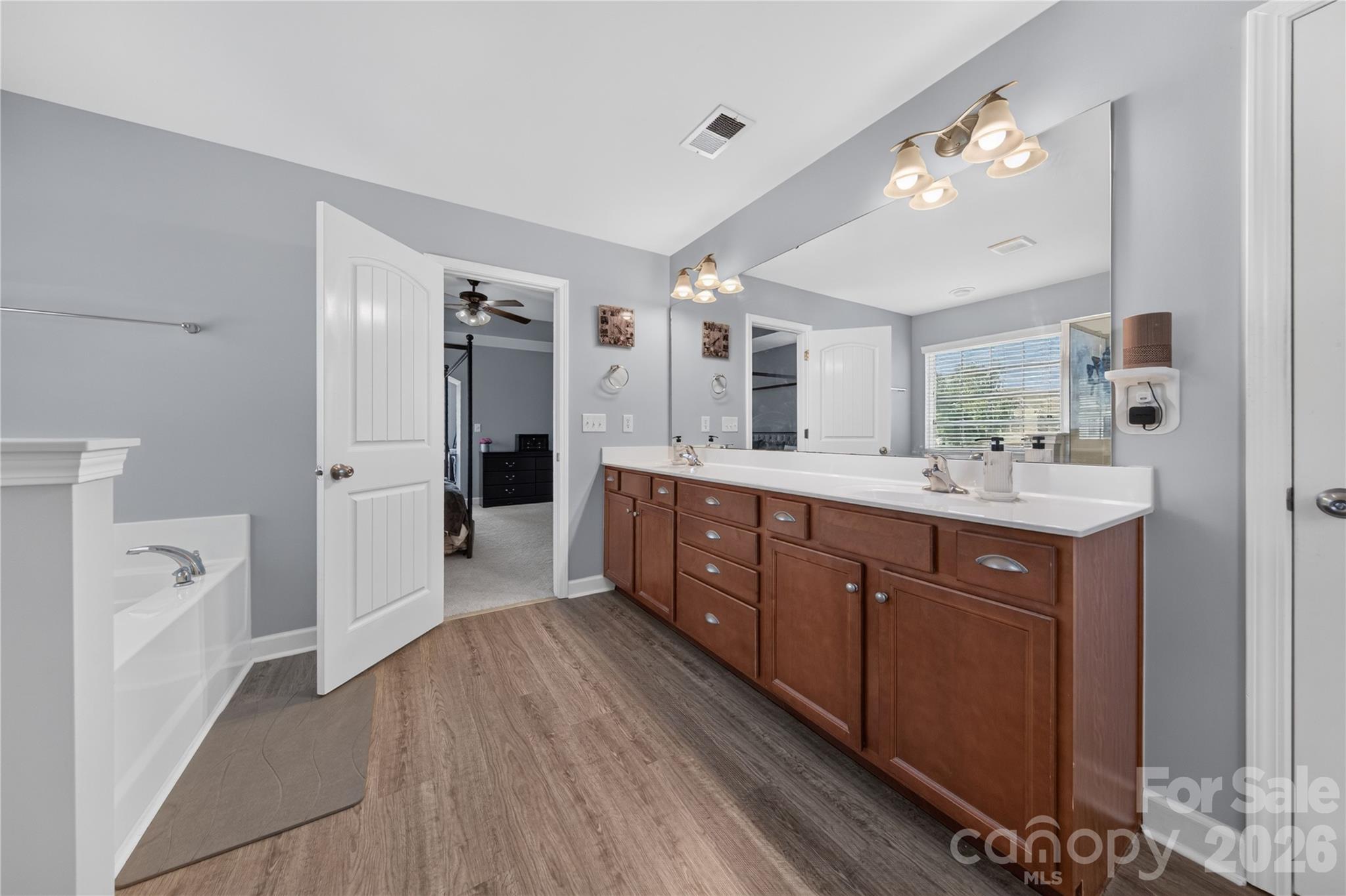 507 Fair Oaks Drive