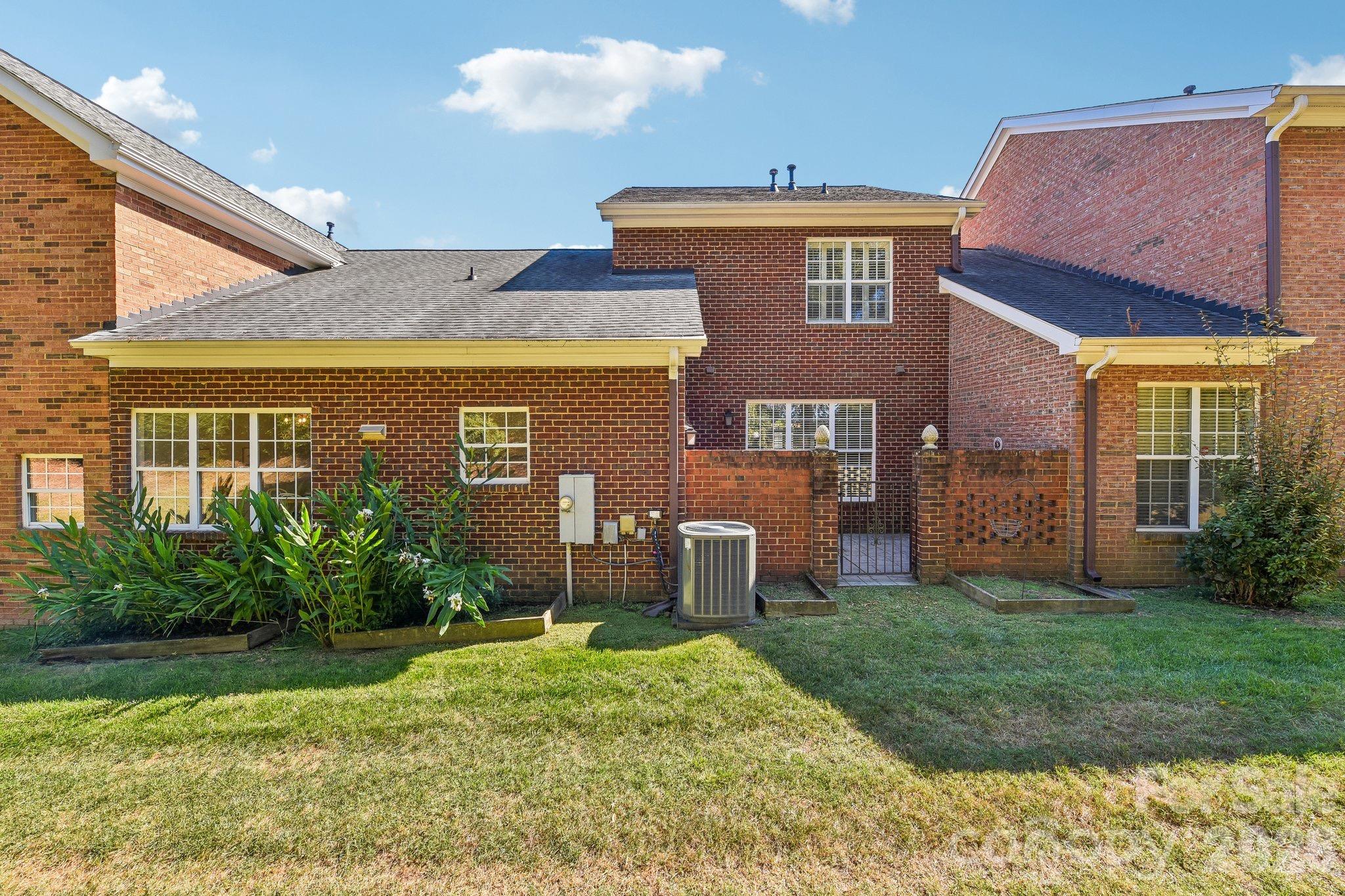 9363 Bonnie Briar Circle
