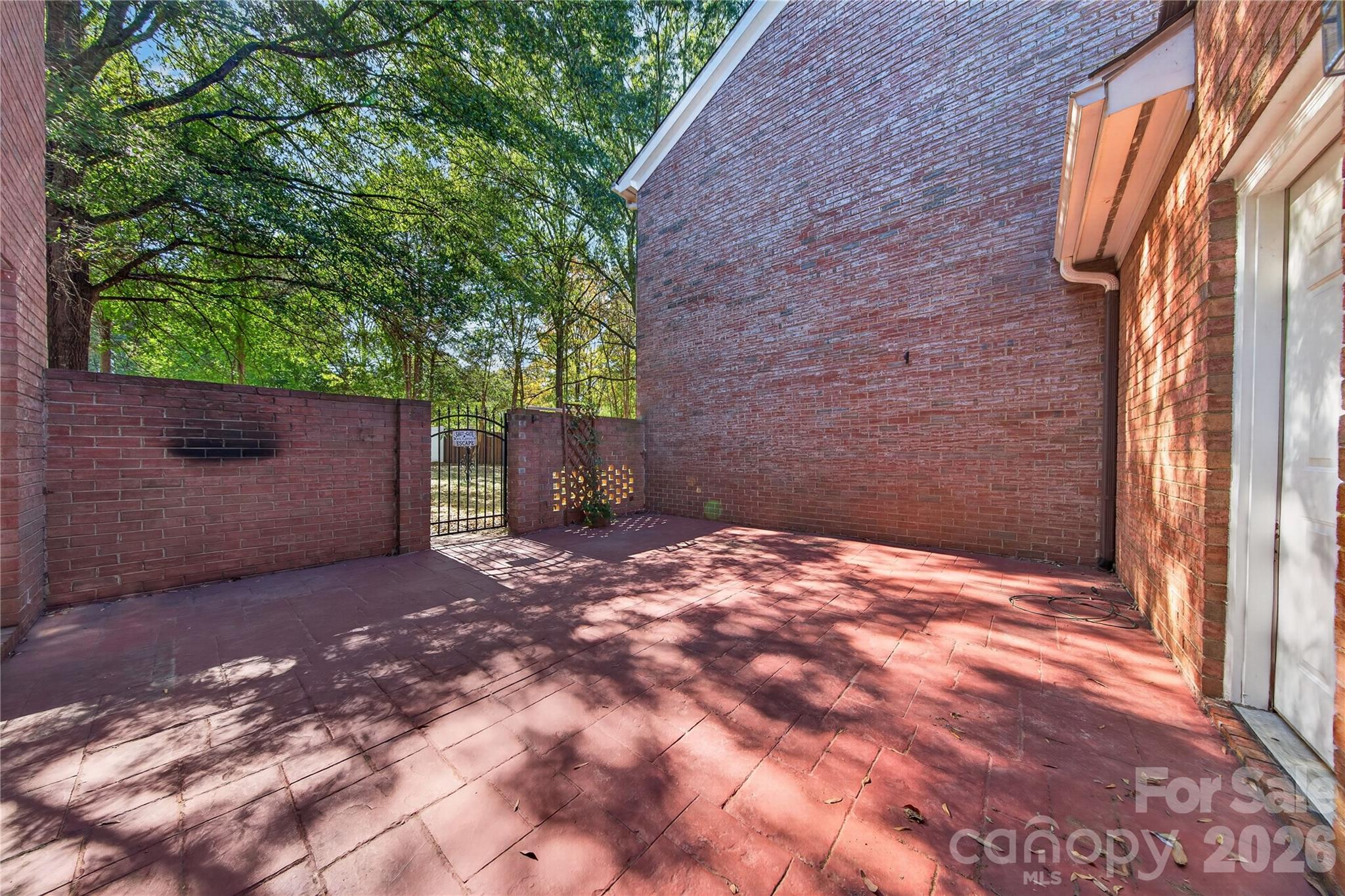 9169 Bonnie Briar Circle