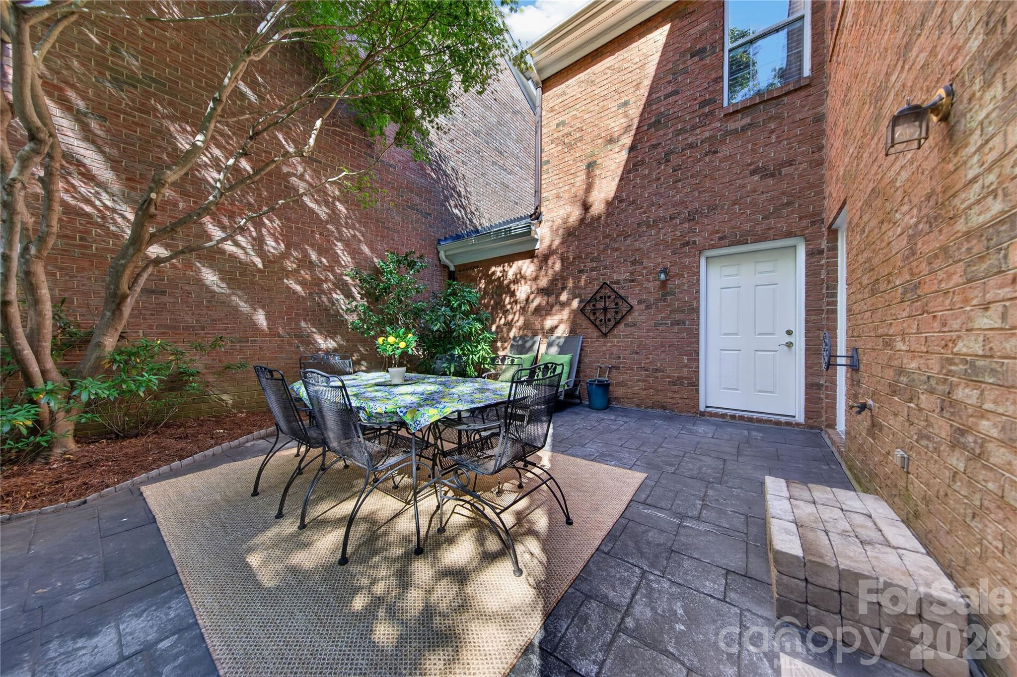 9251 Bonnie Briar Circle