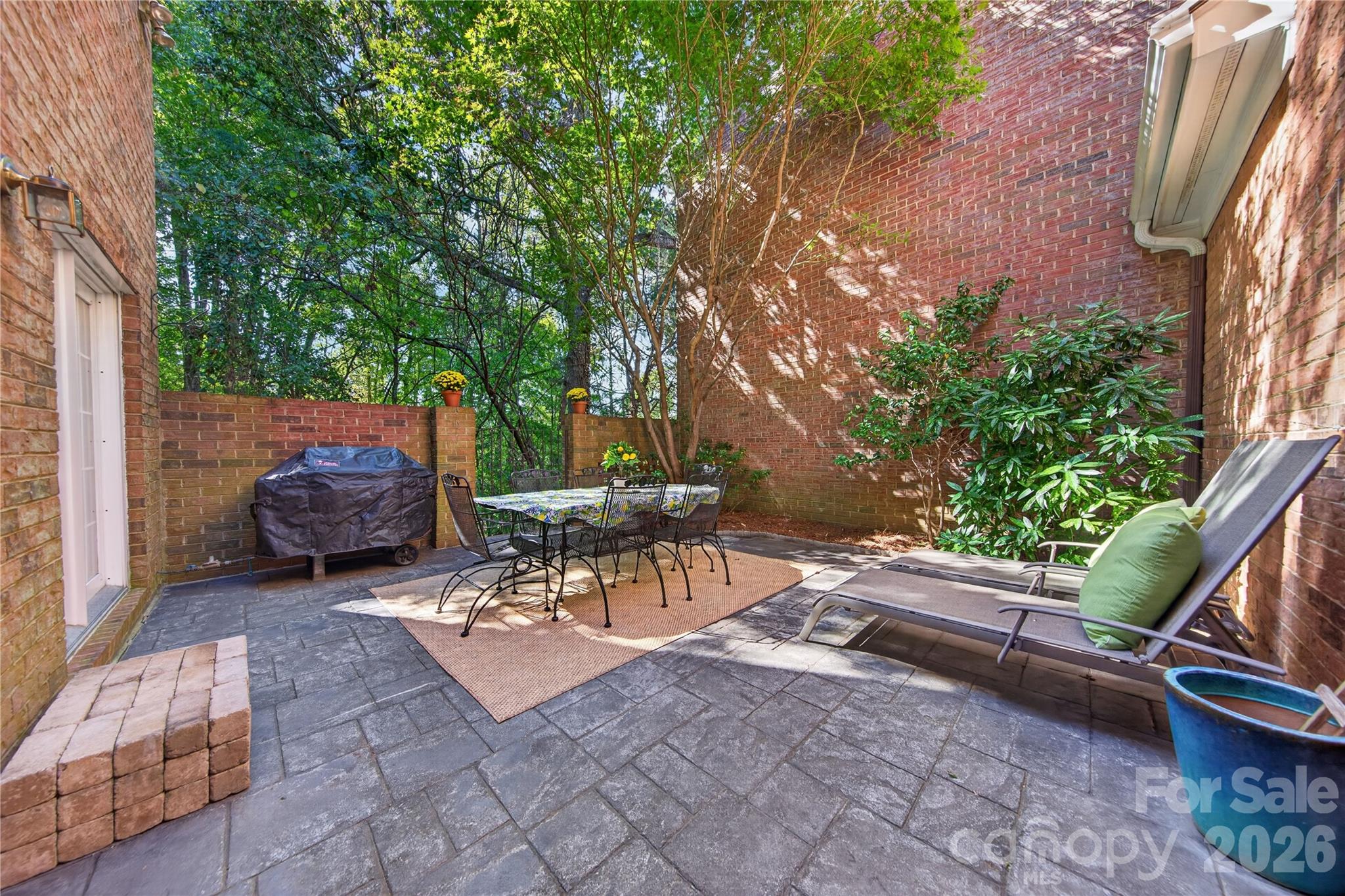 9251 Bonnie Briar Circle