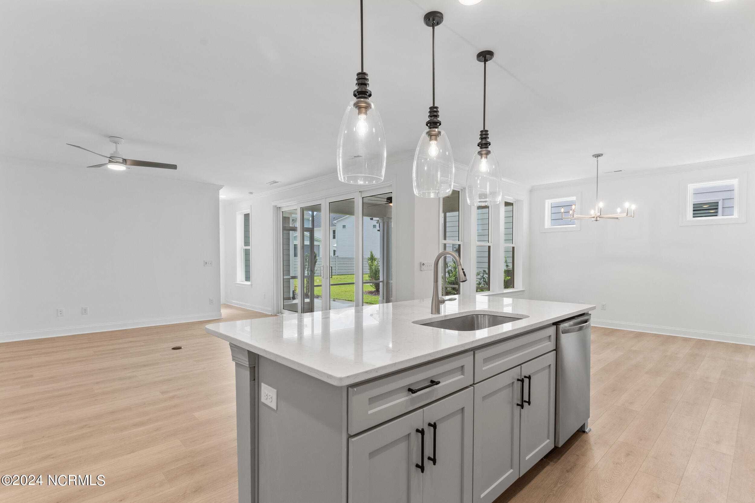 3141 Painted Turtle Loop, 32