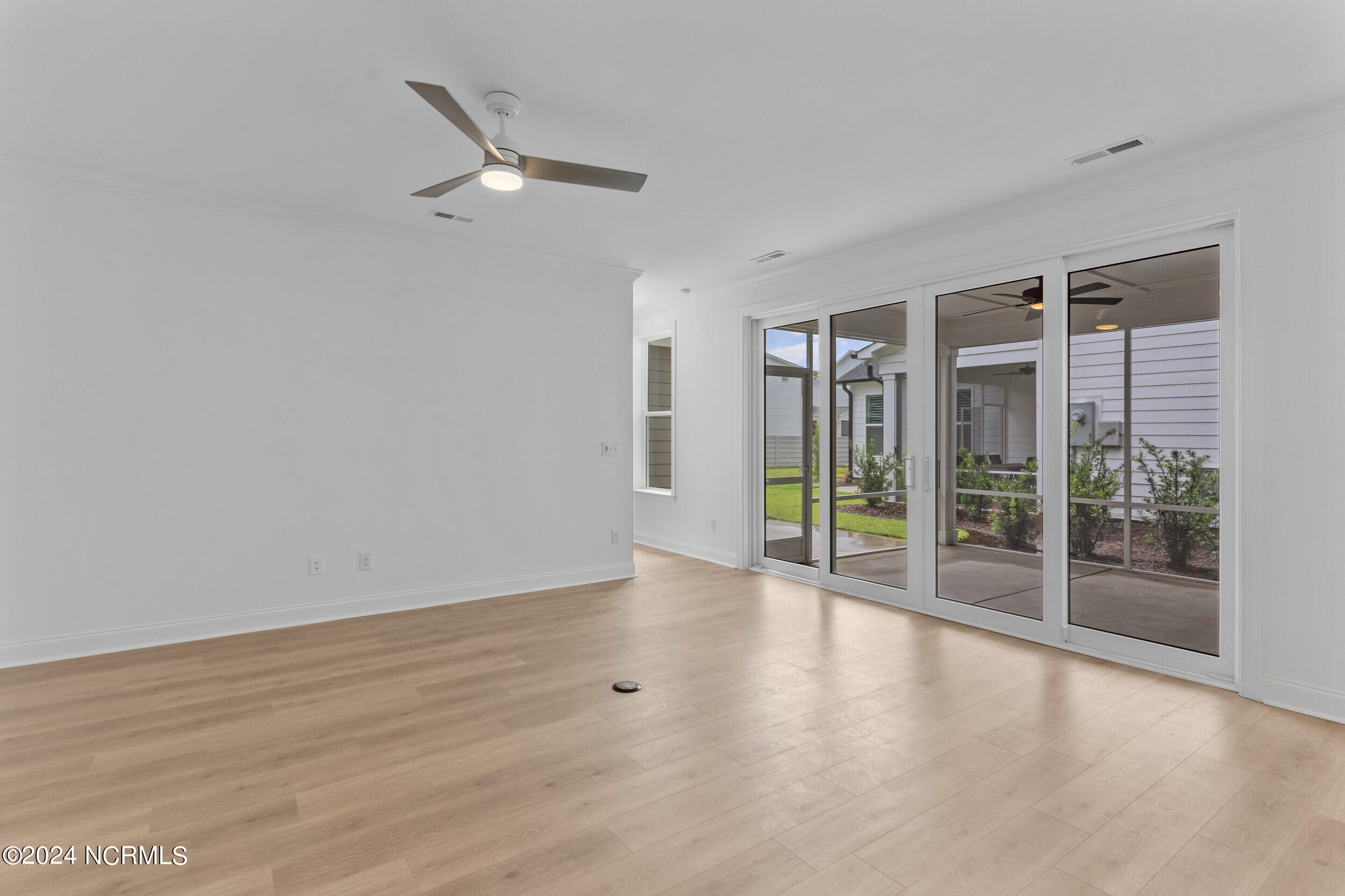 3141 Painted Turtle Loop, 32