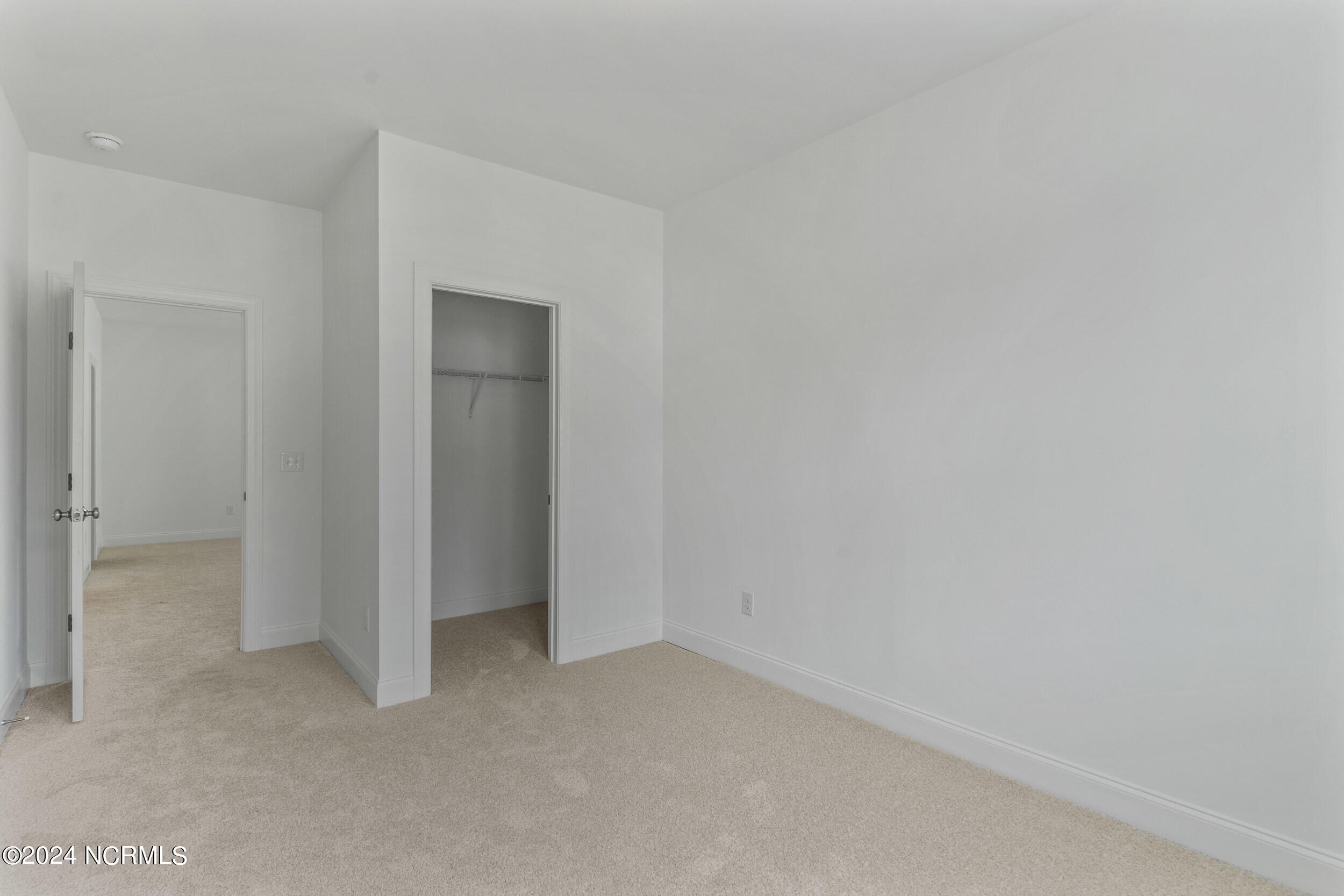 3141 Painted Turtle Loop, 32