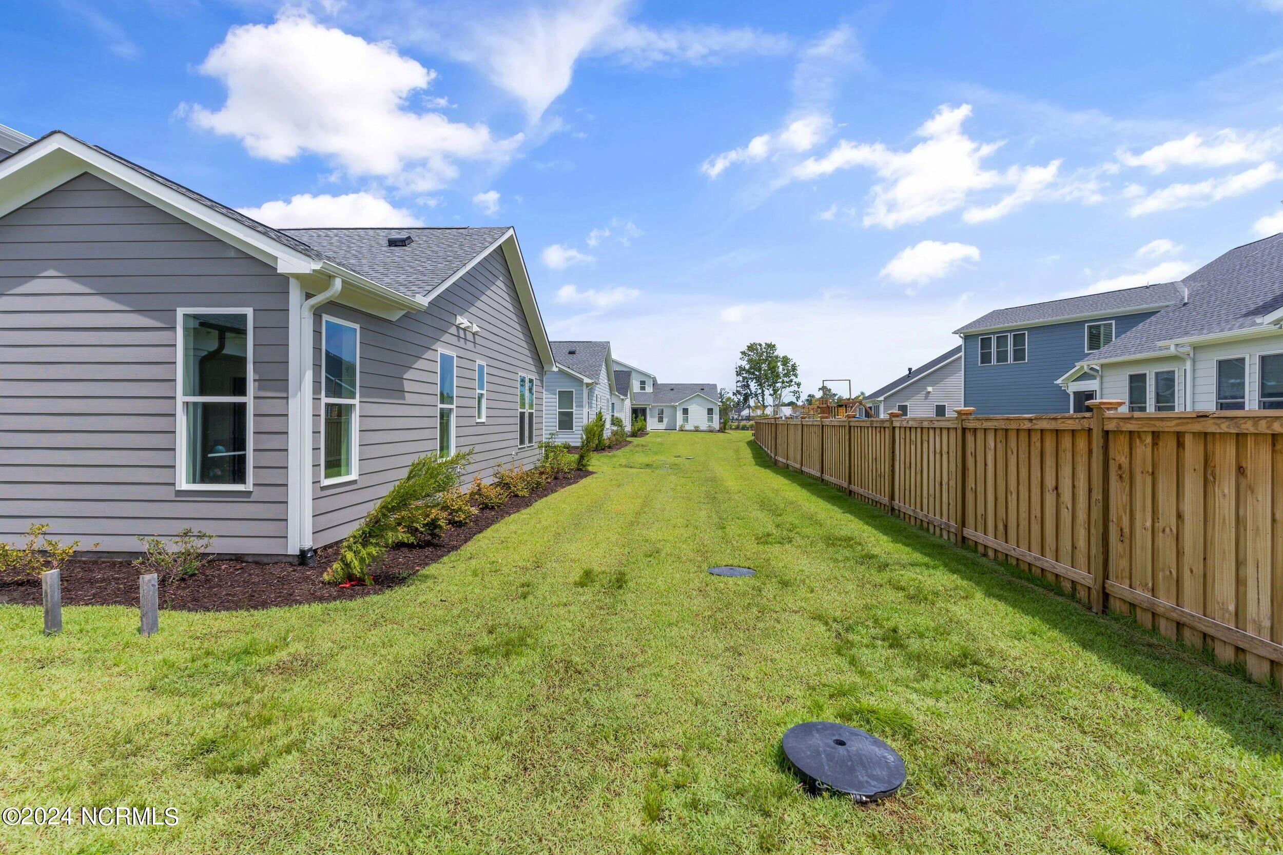 3141 Painted Turtle Loop, 32