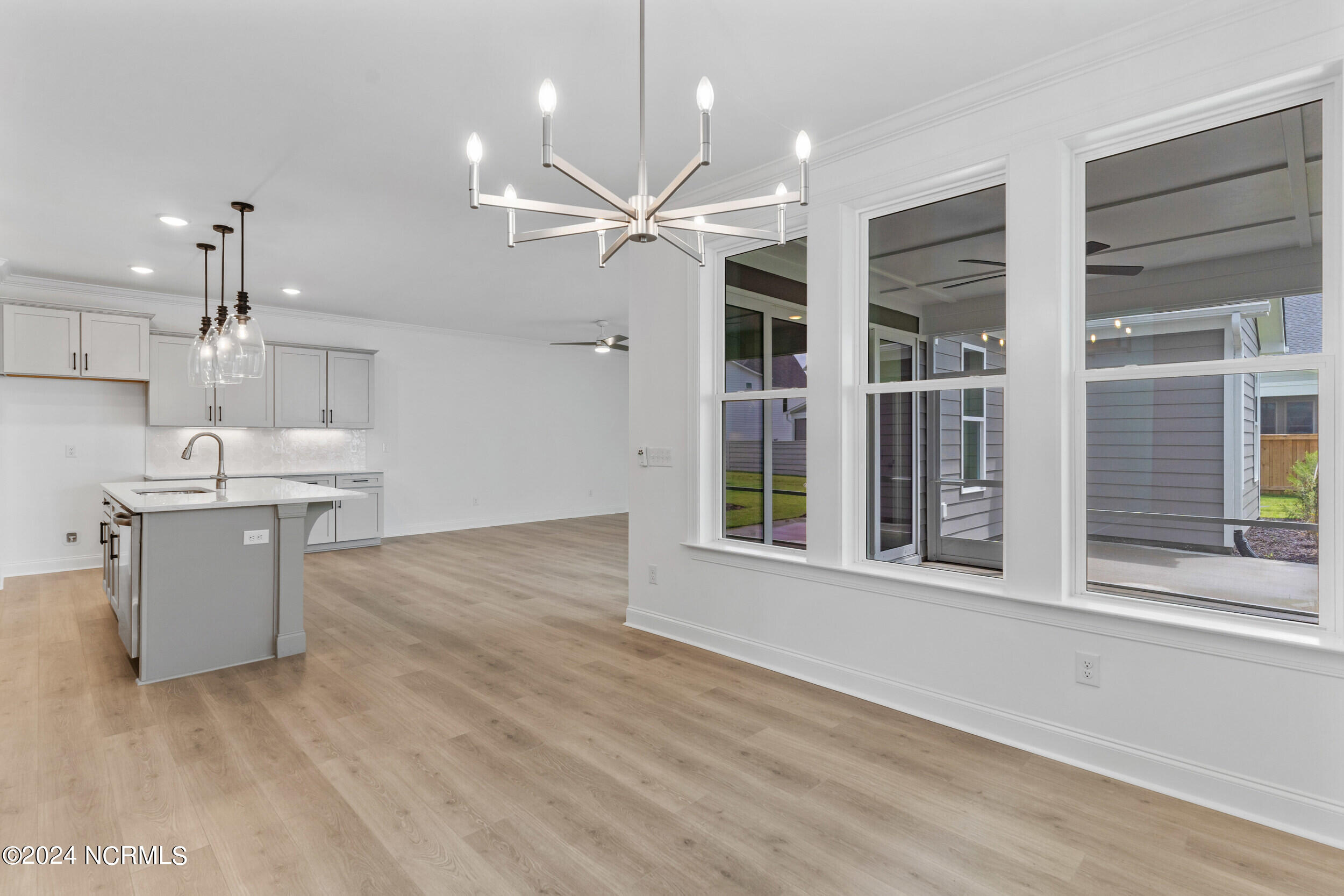 3141 Painted Turtle Loop, 32