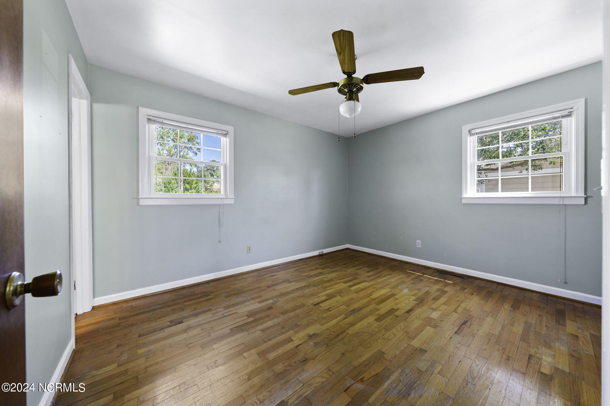 317 N Crestwood Drive