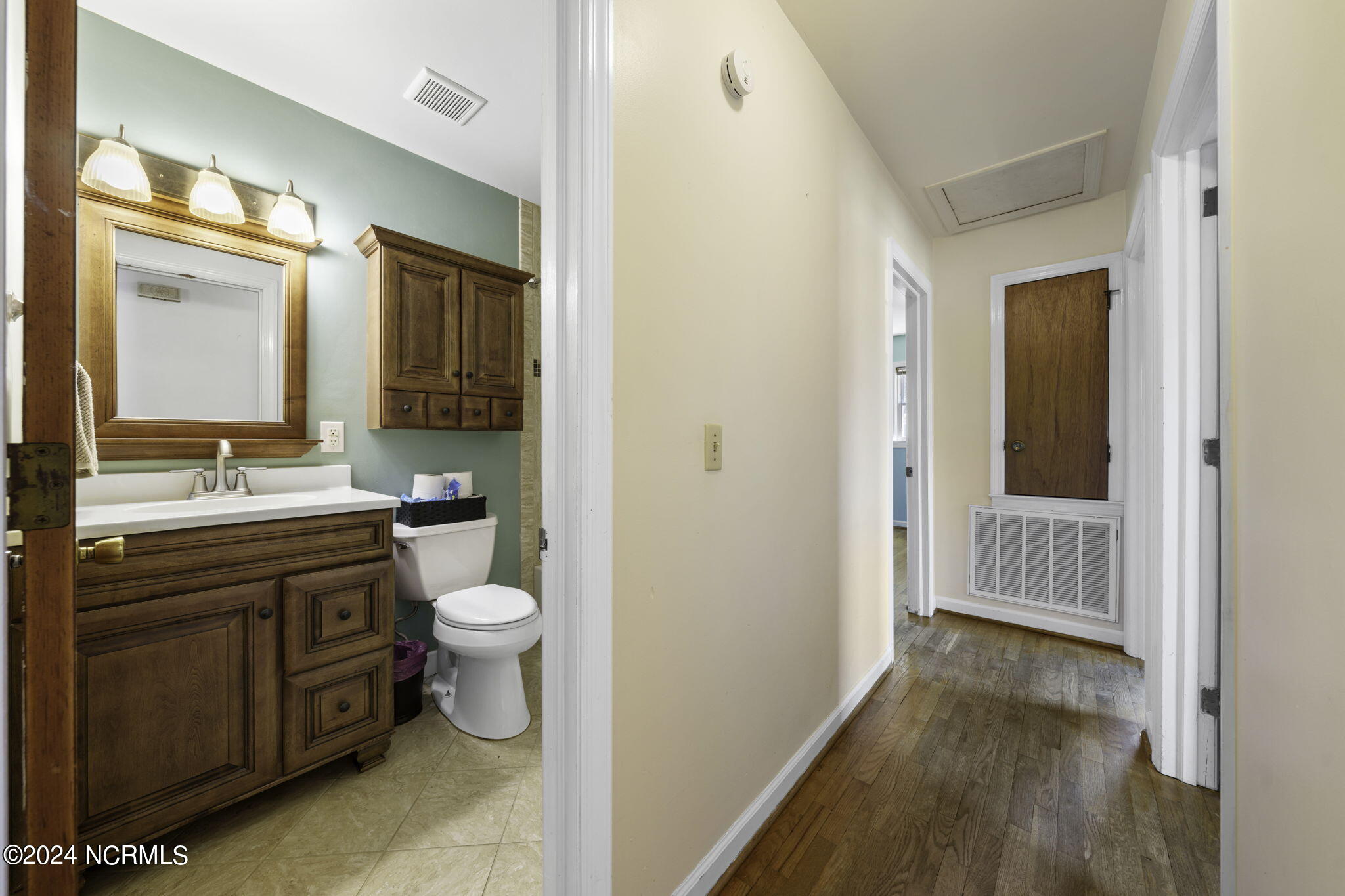 317 N Crestwood Drive