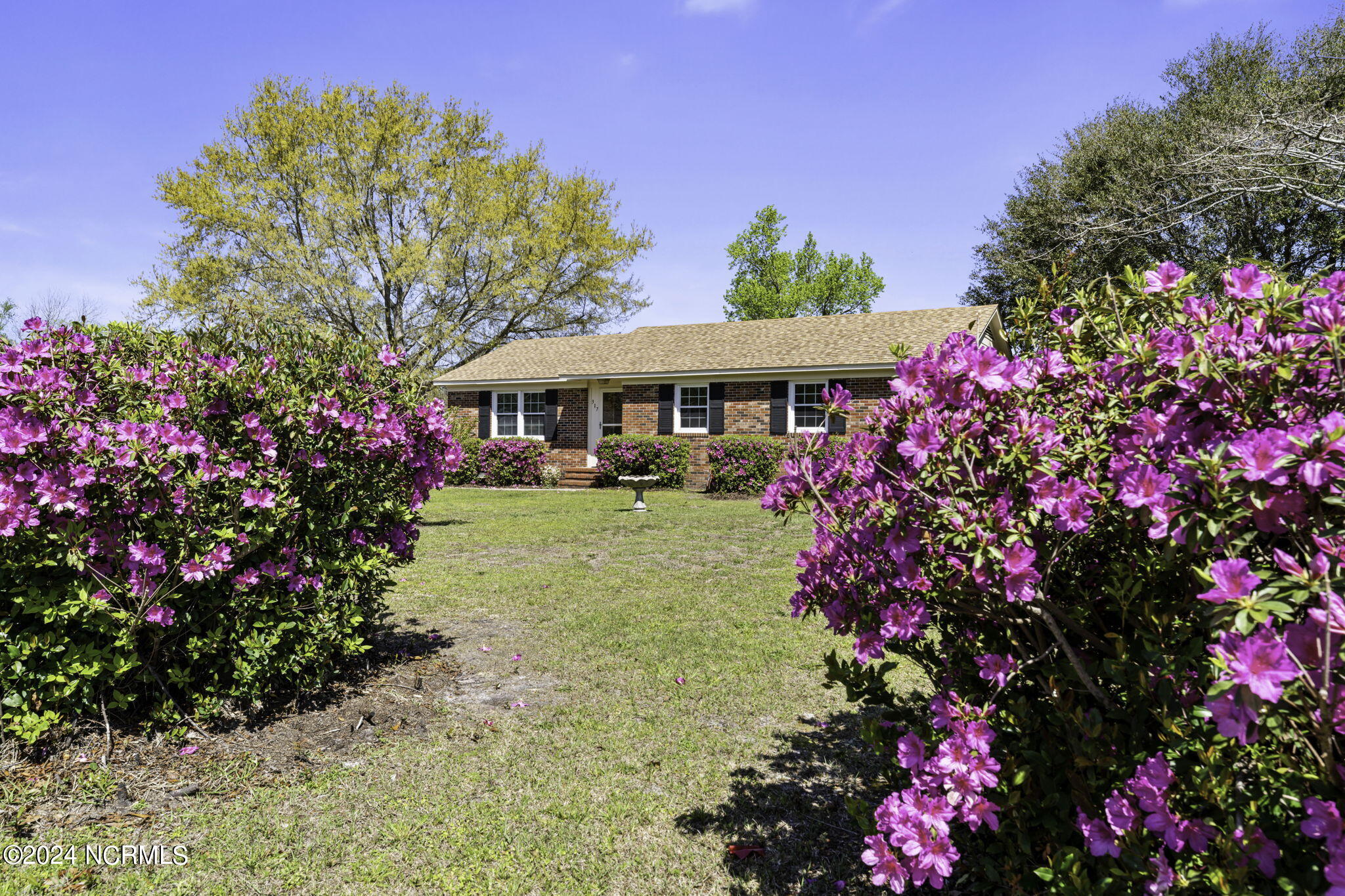 317 N Crestwood Drive