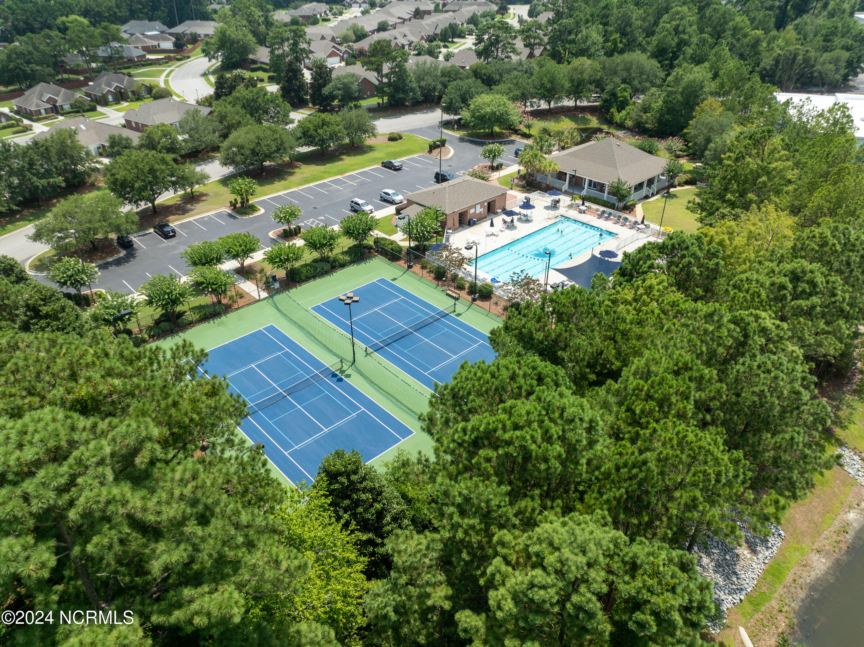 7718 636 Bonaventure Drive