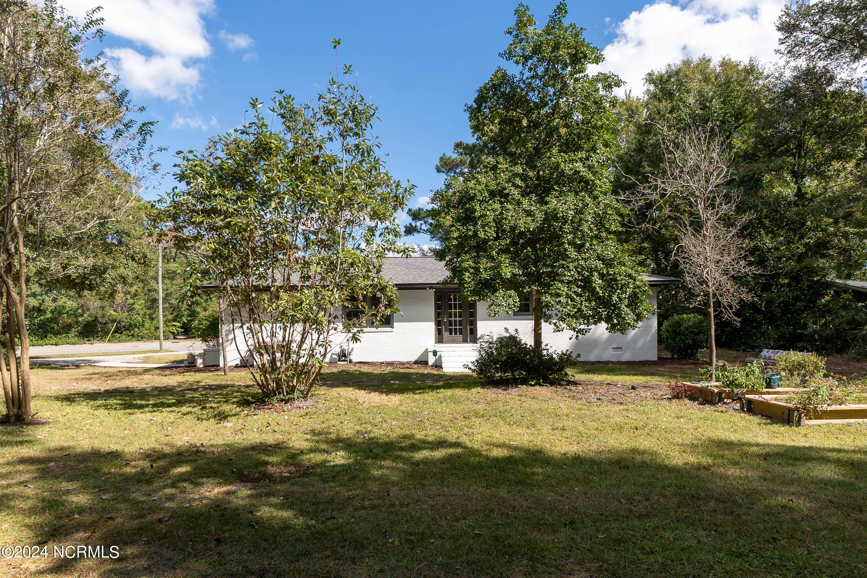 4822 Randall Parkway