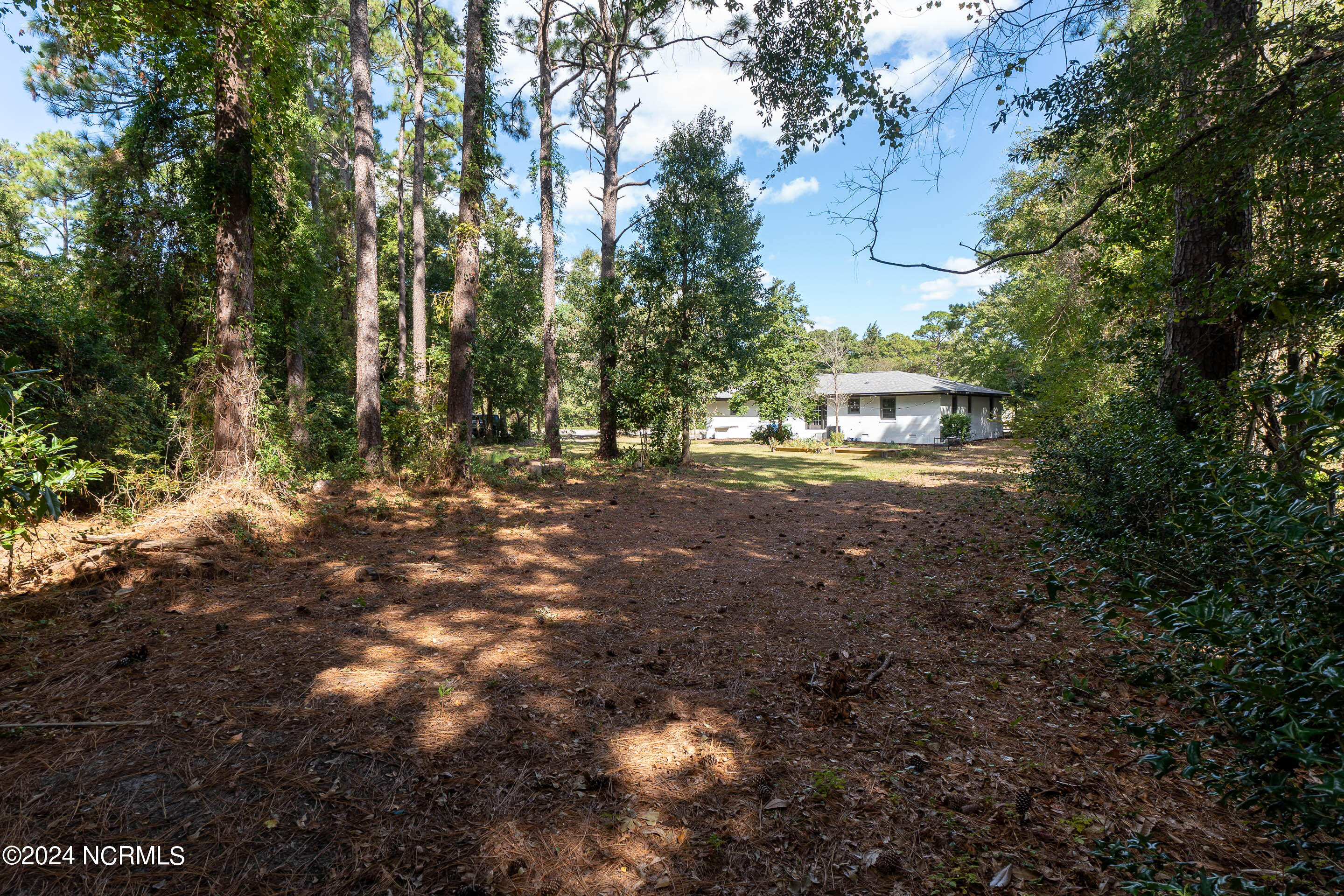 4822 Randall Parkway