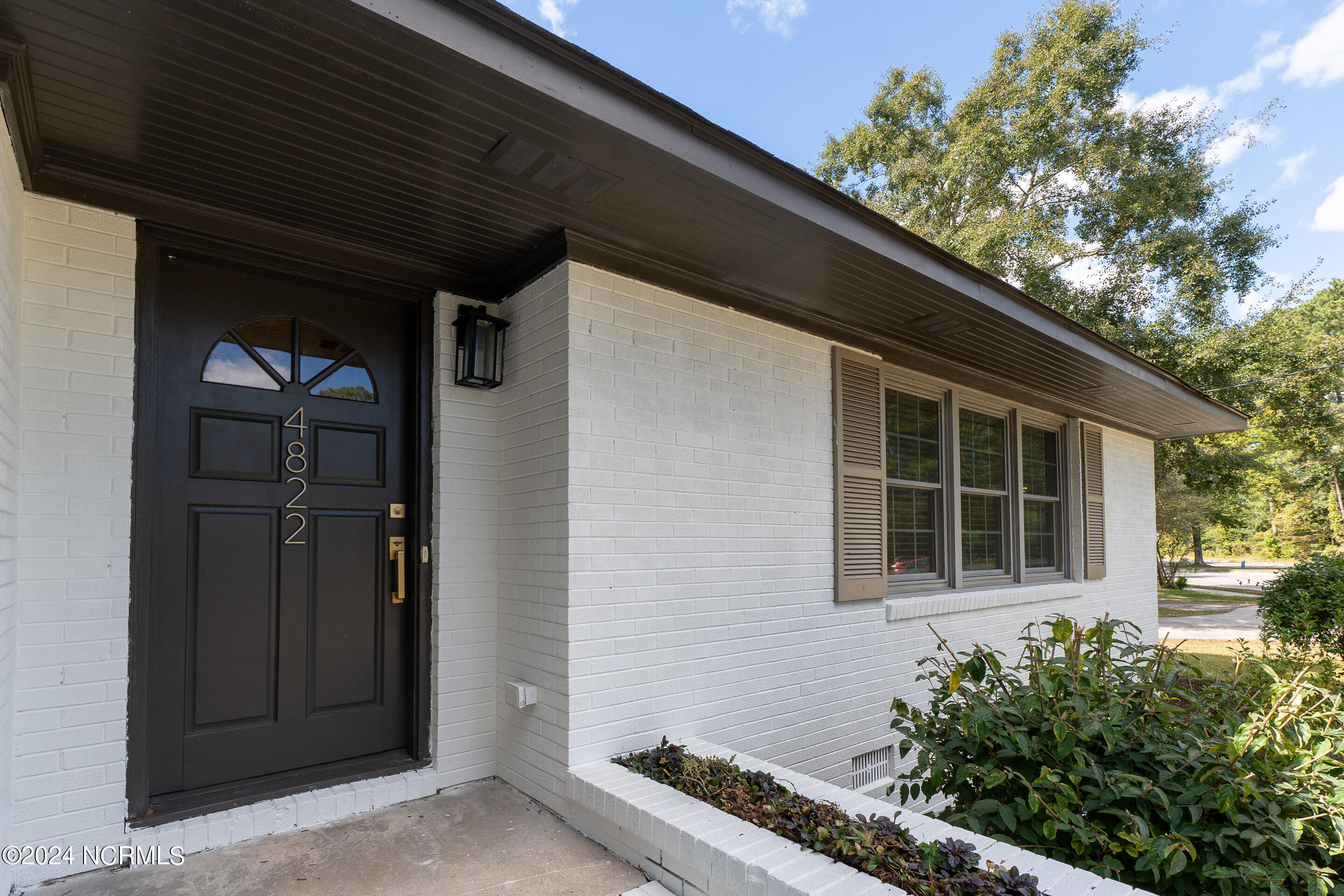 4822 Randall Parkway