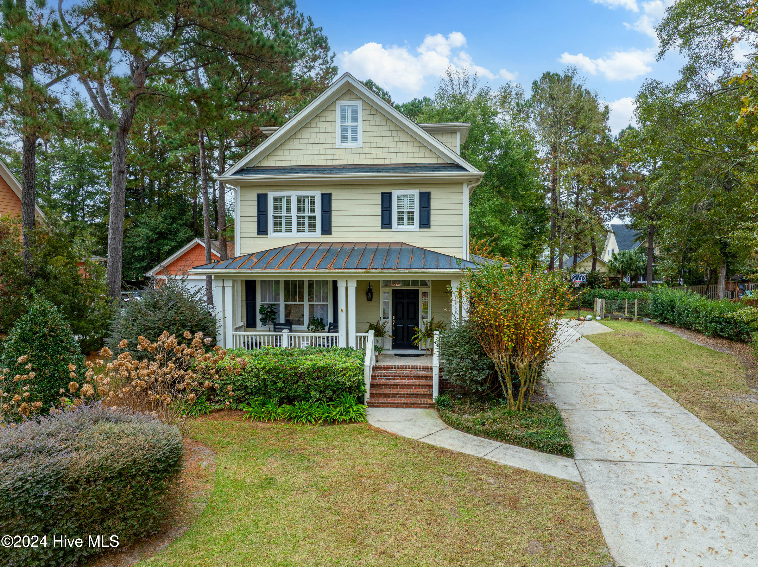 8910 Breadon Court