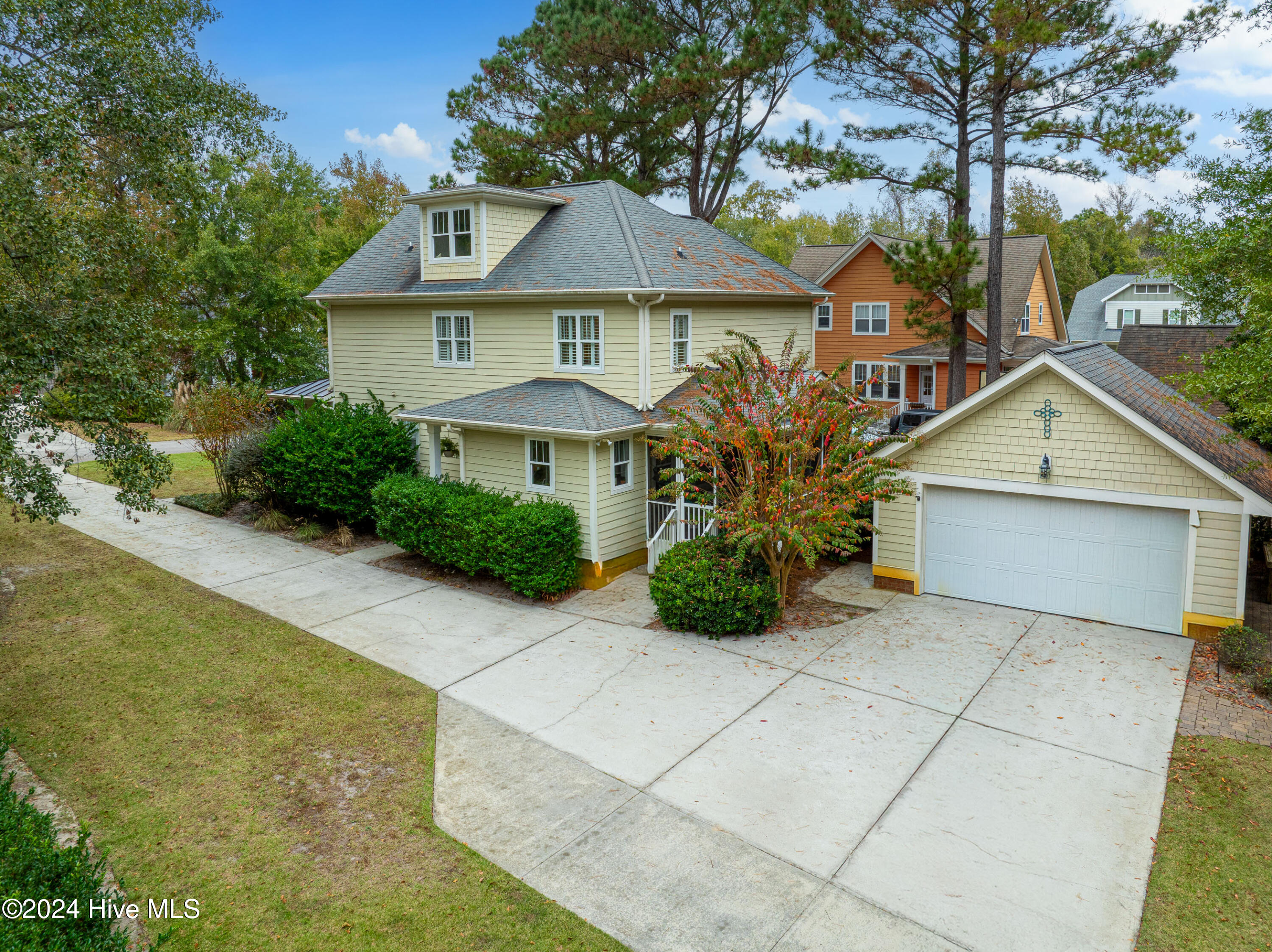 8910 Breadon Court