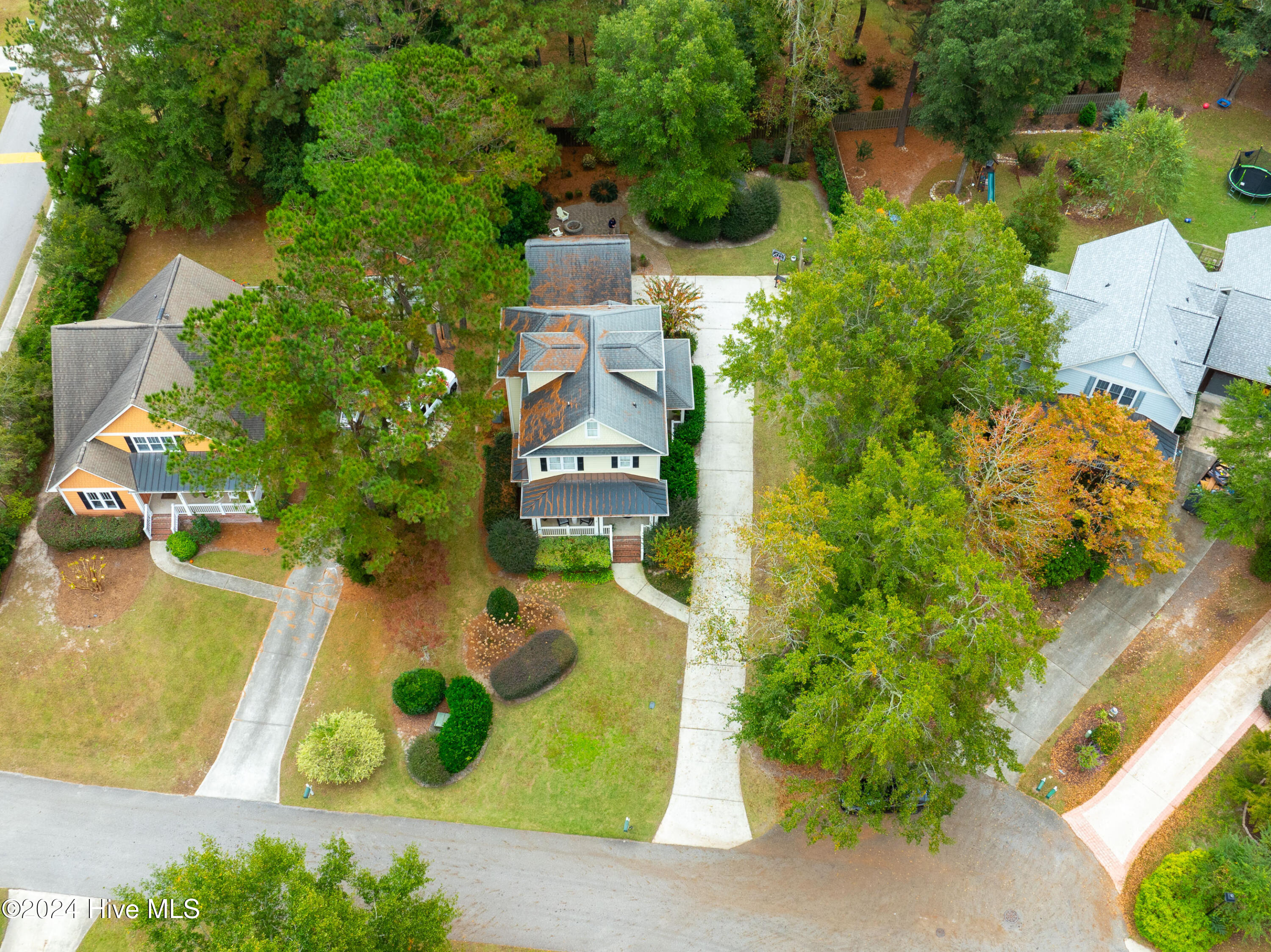 8910 Breadon Court