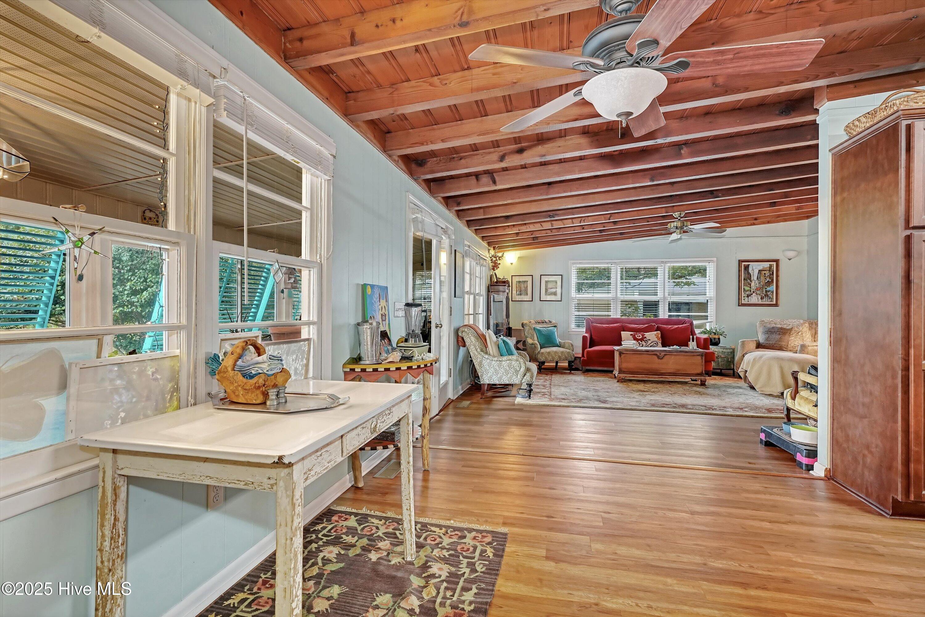 109 SW 16th Street