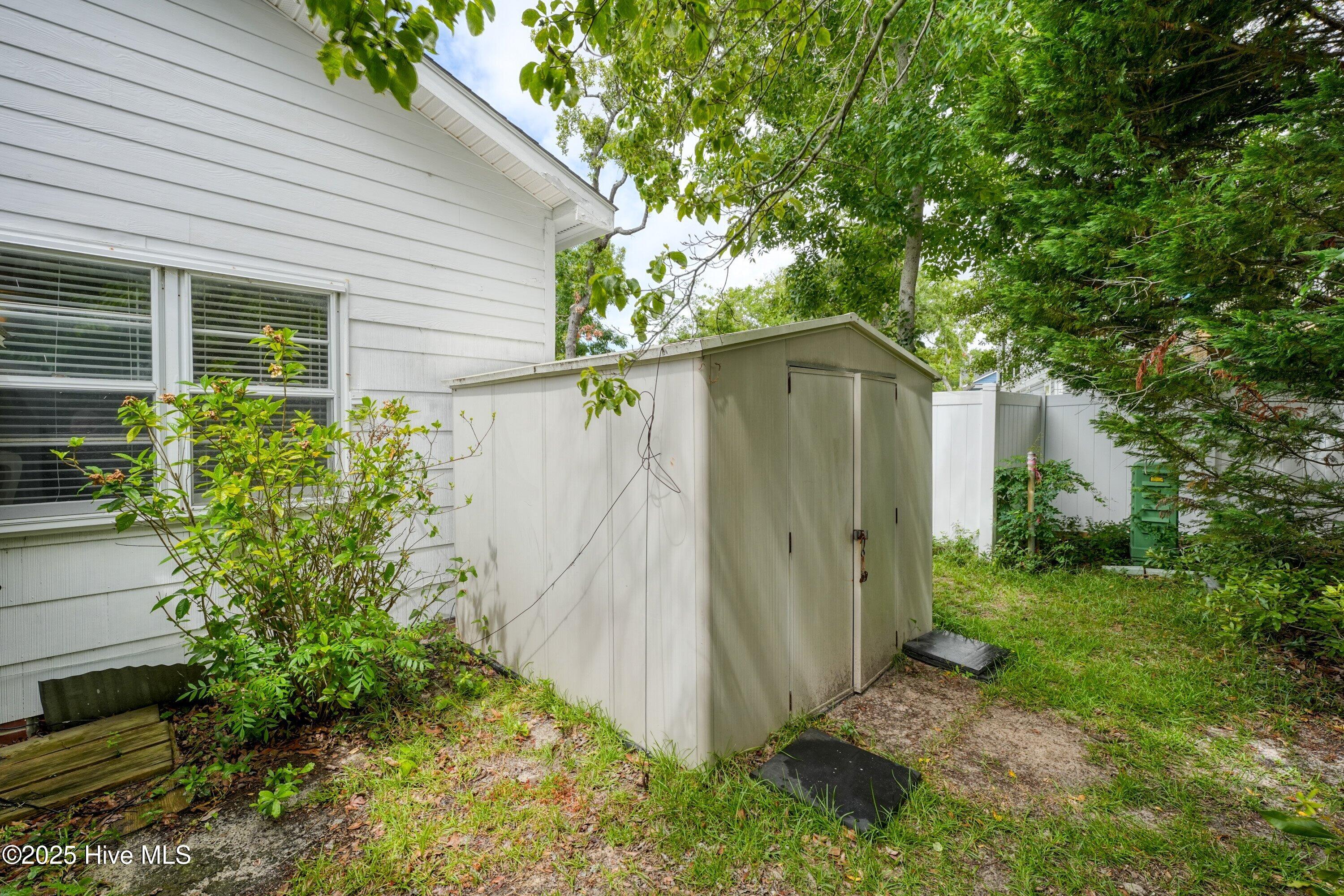 109 SW 16th Street