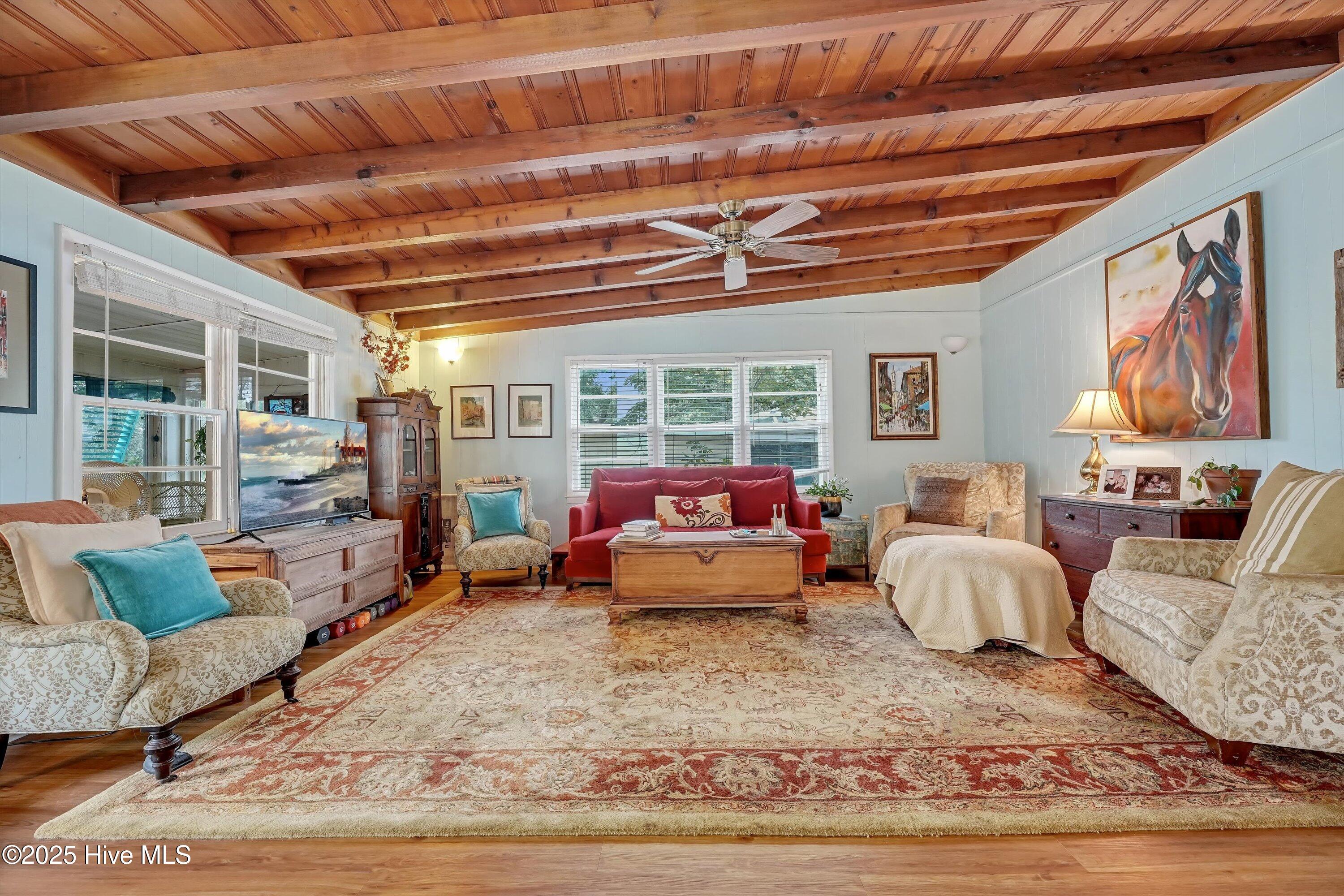 109 SW 16th Street