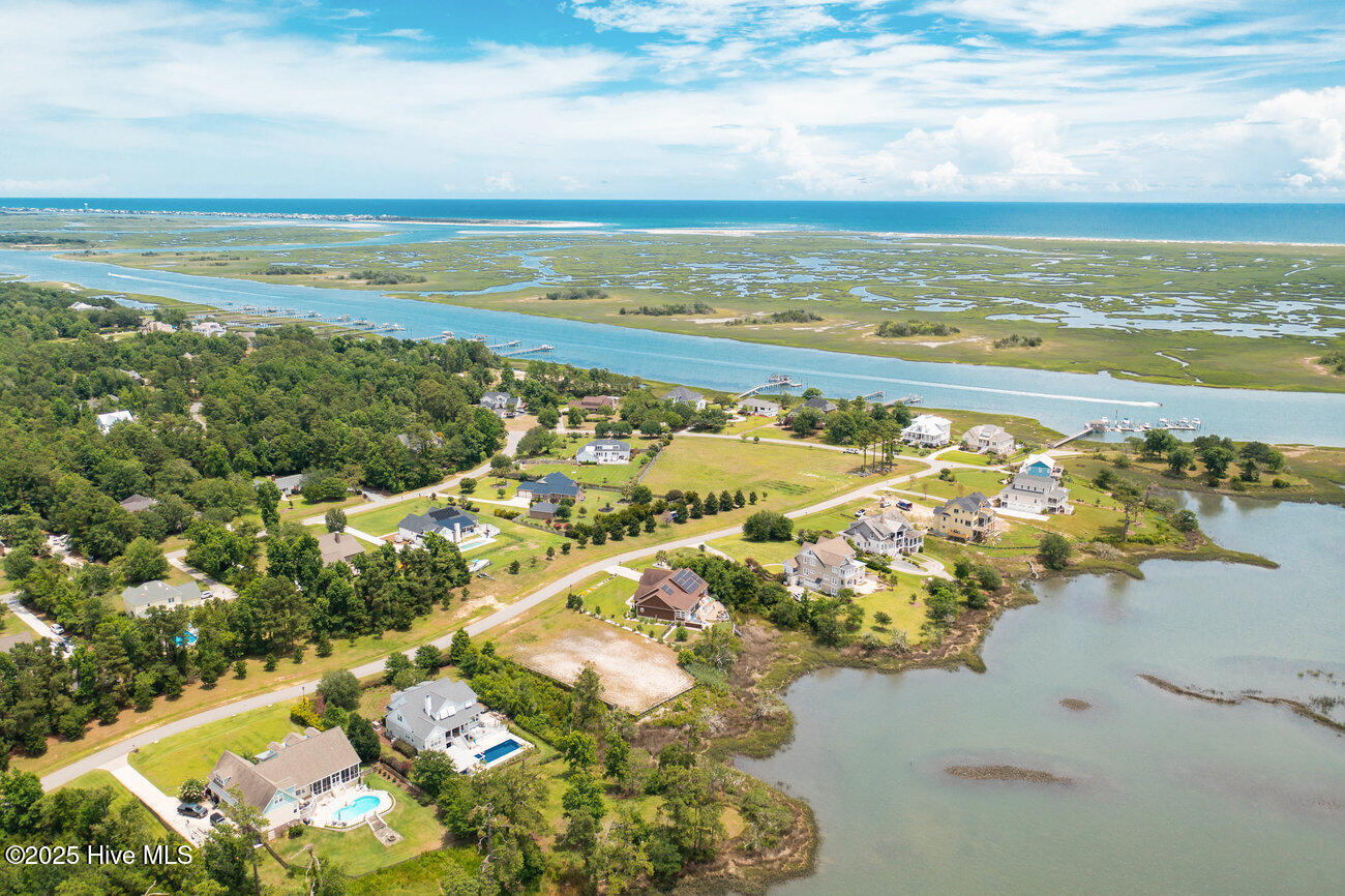 119 13 Waters Edge Drive