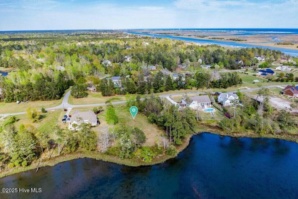 119 13 Waters Edge Drive