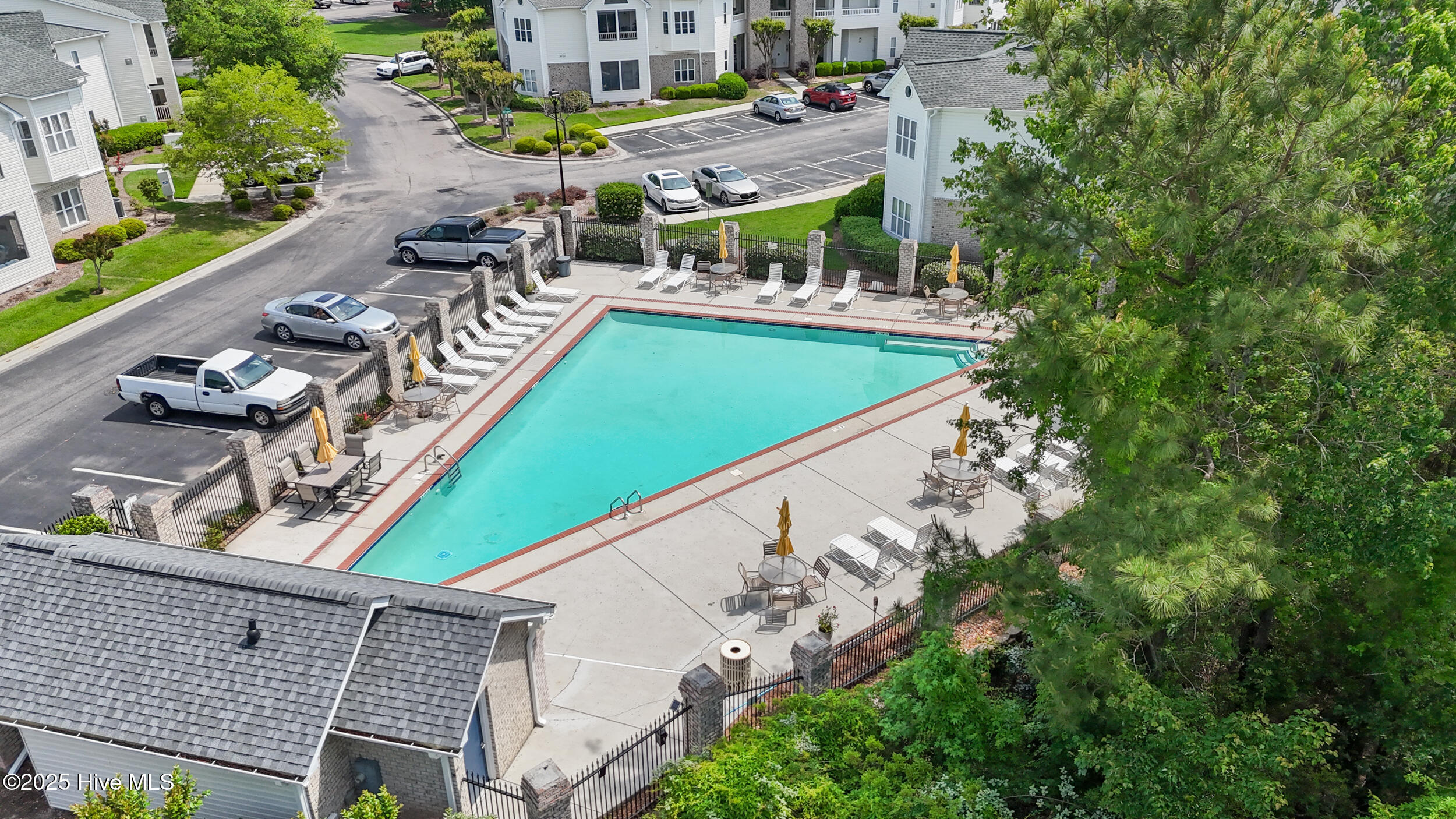 3907 Botsford Court, Unit 101