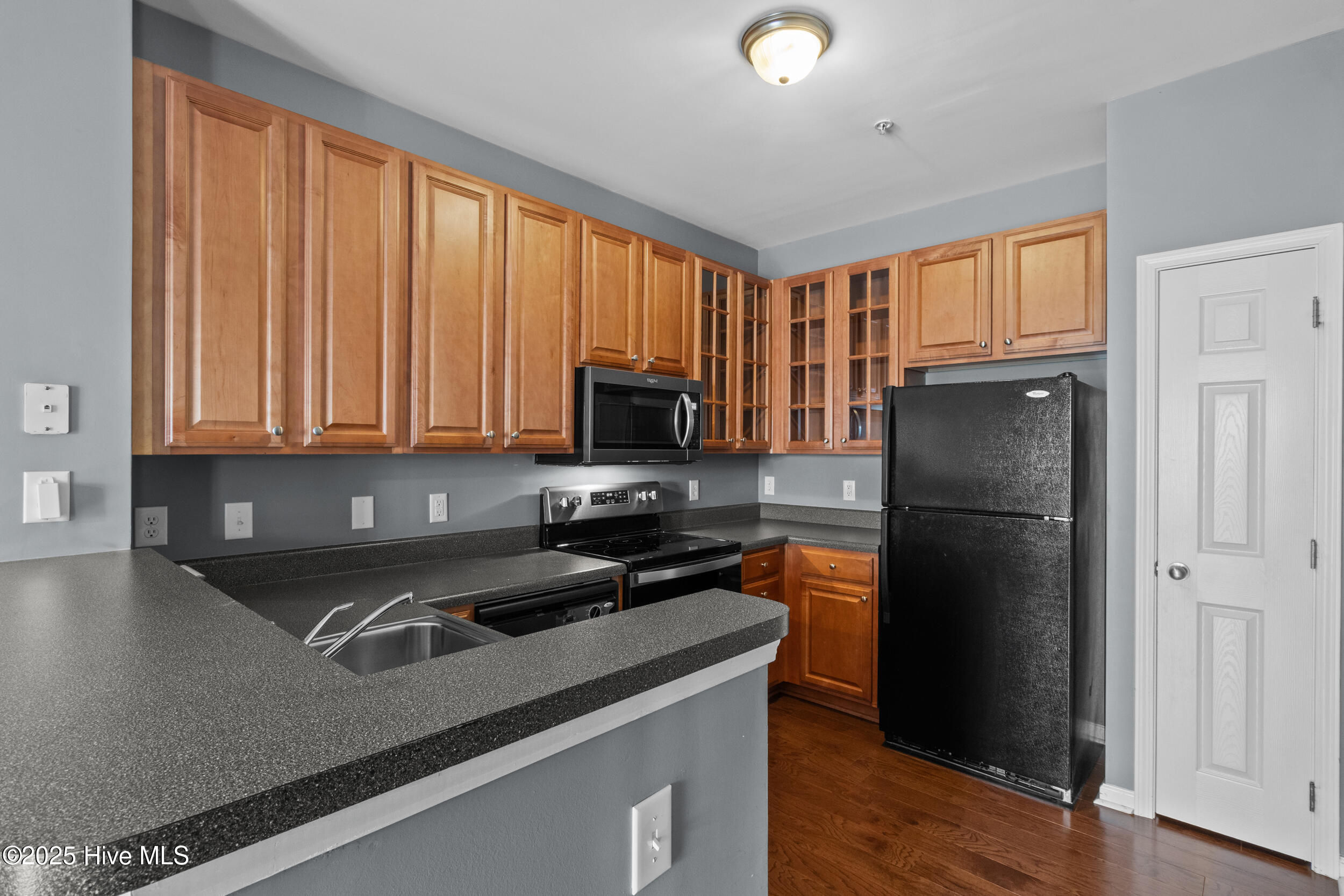 3907 Botsford Court, Unit 101