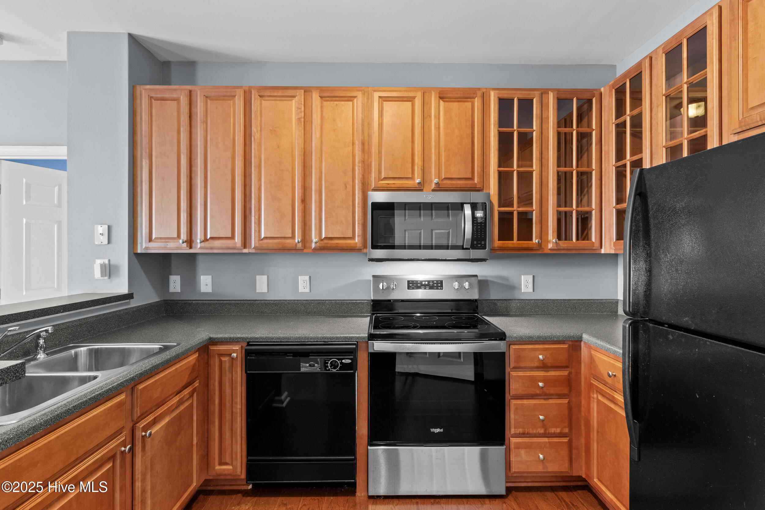 3907 Botsford Court, Unit 101