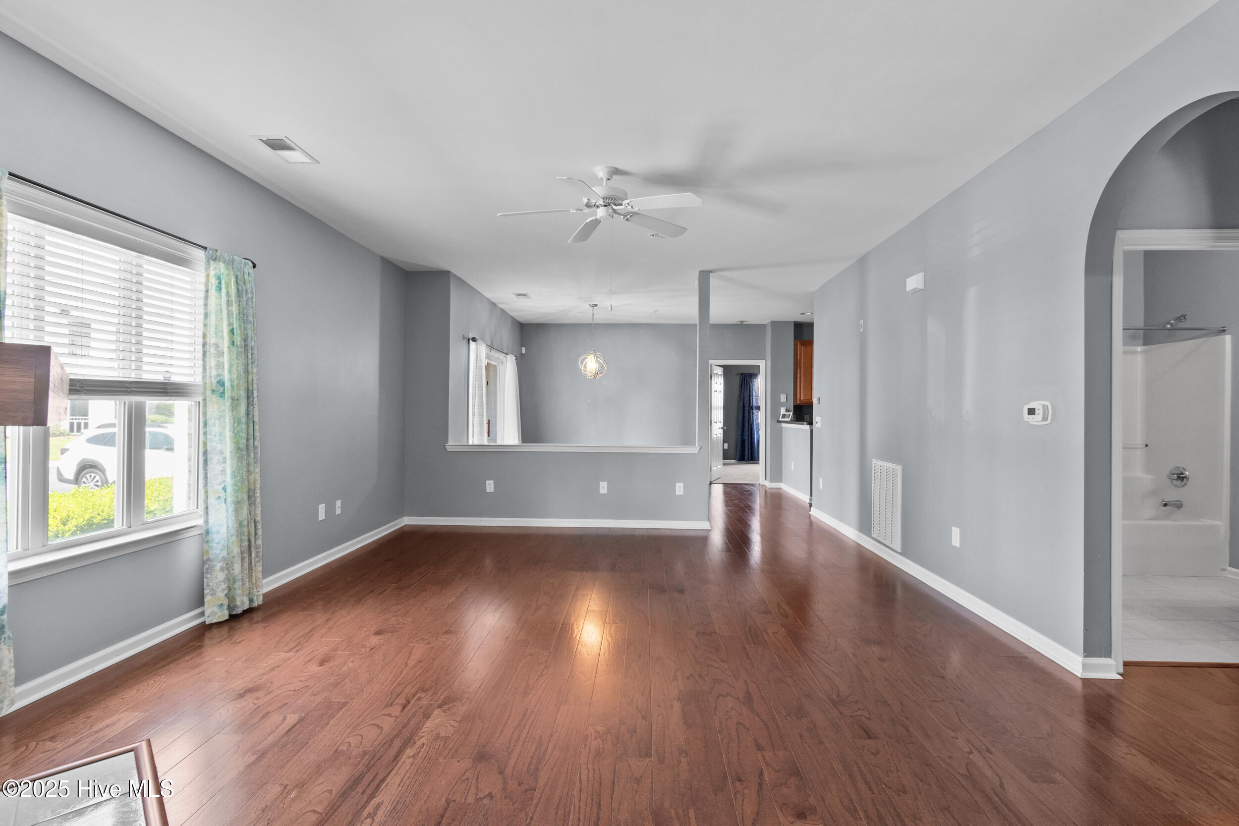 3907 Botsford Court, Unit 101