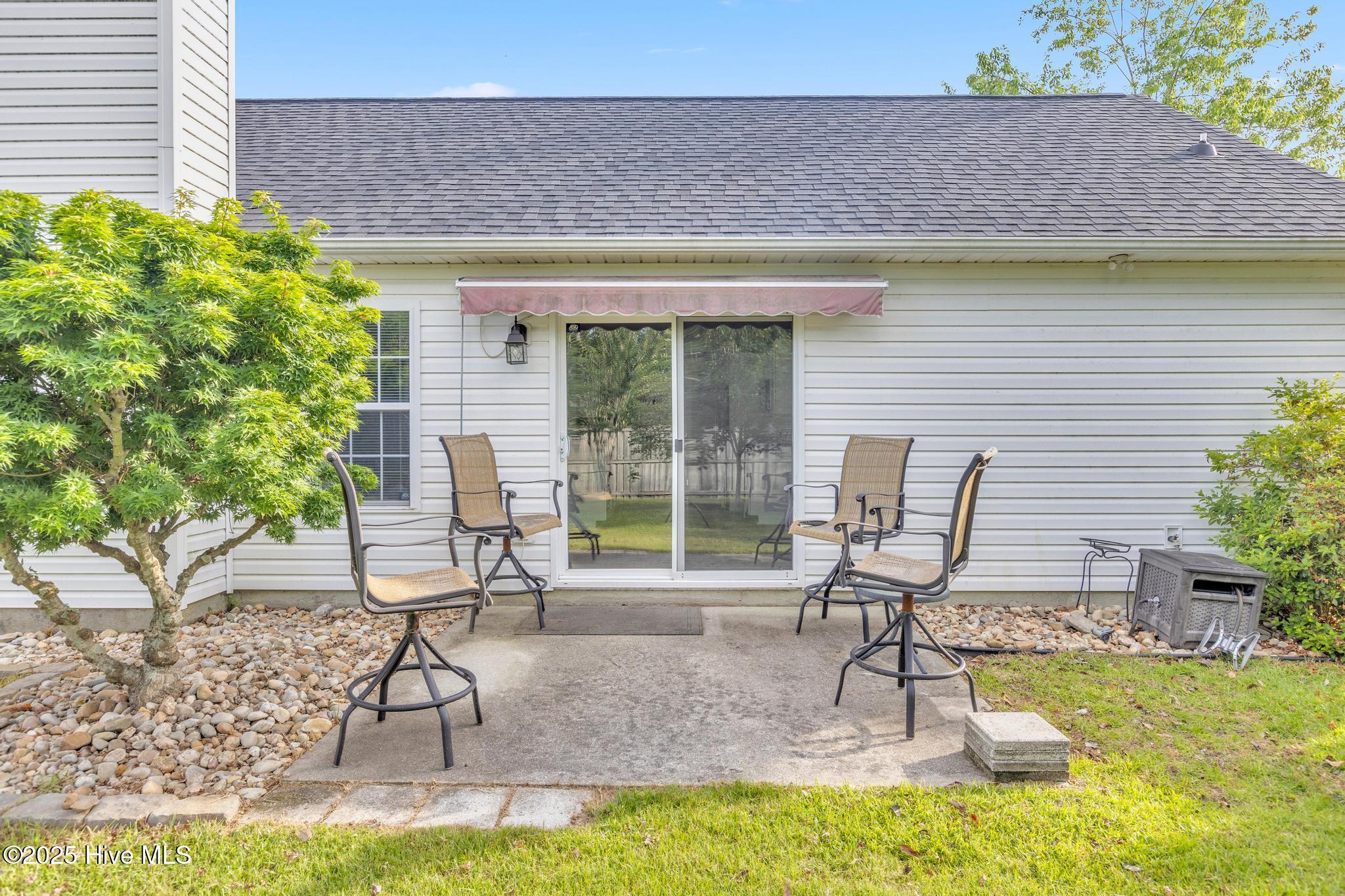 422 Point View Court