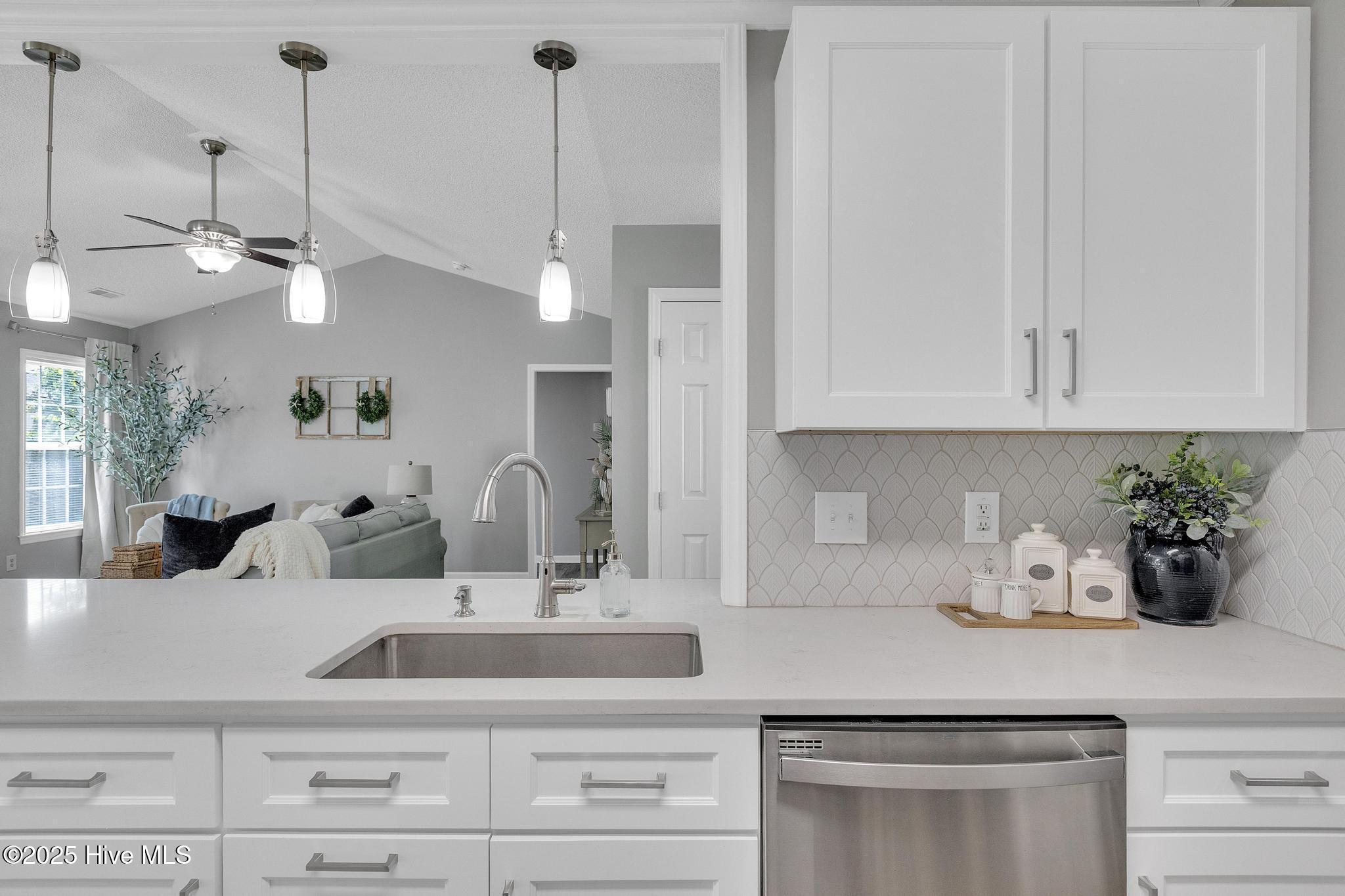 422 Point View Court