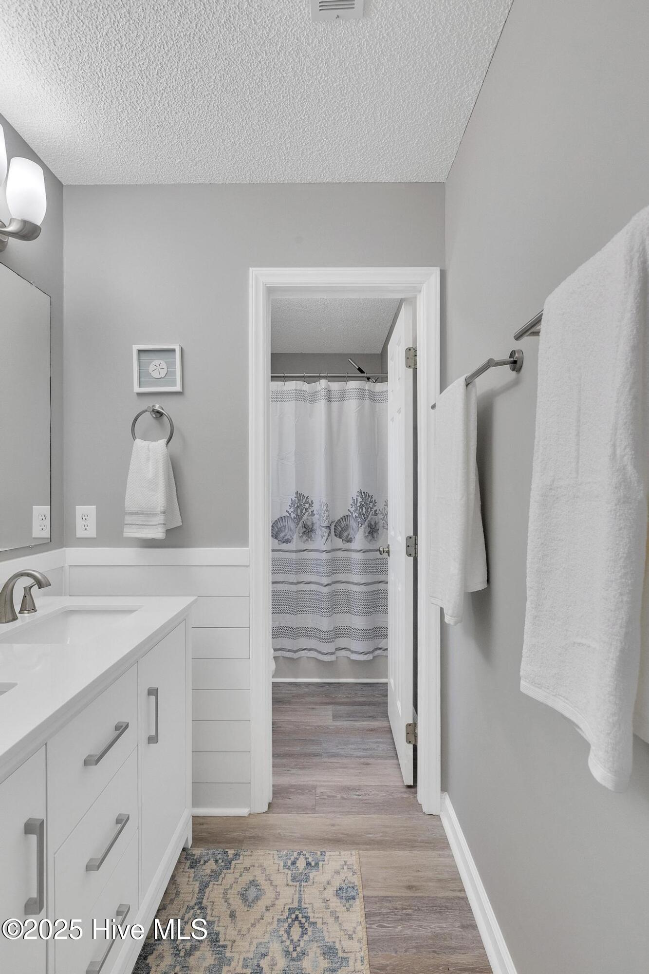 422 Point View Court