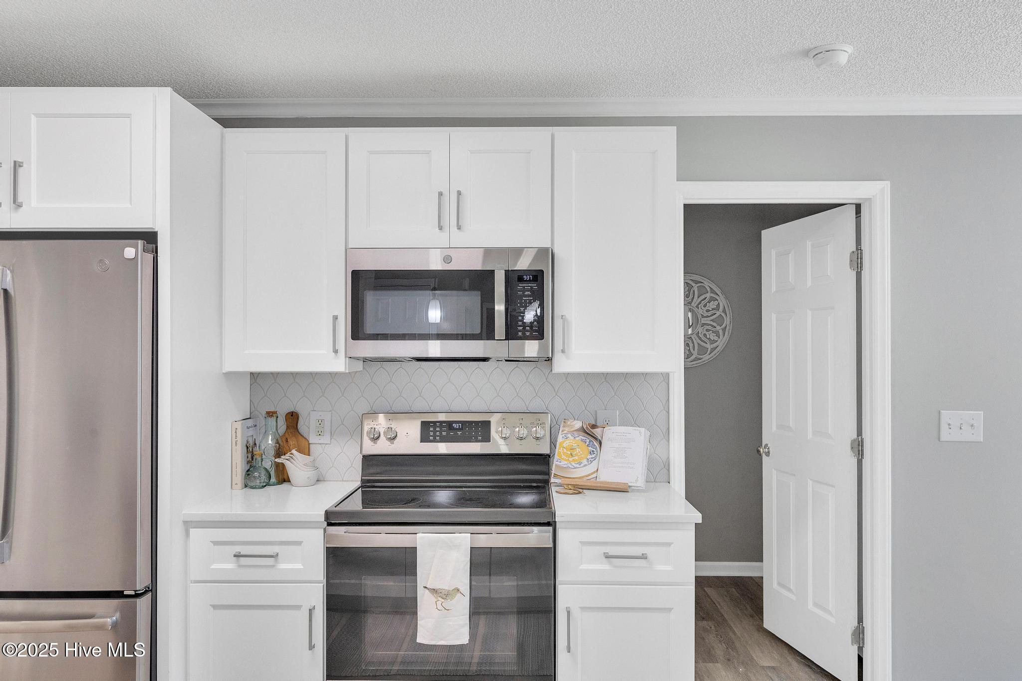 422 Point View Court