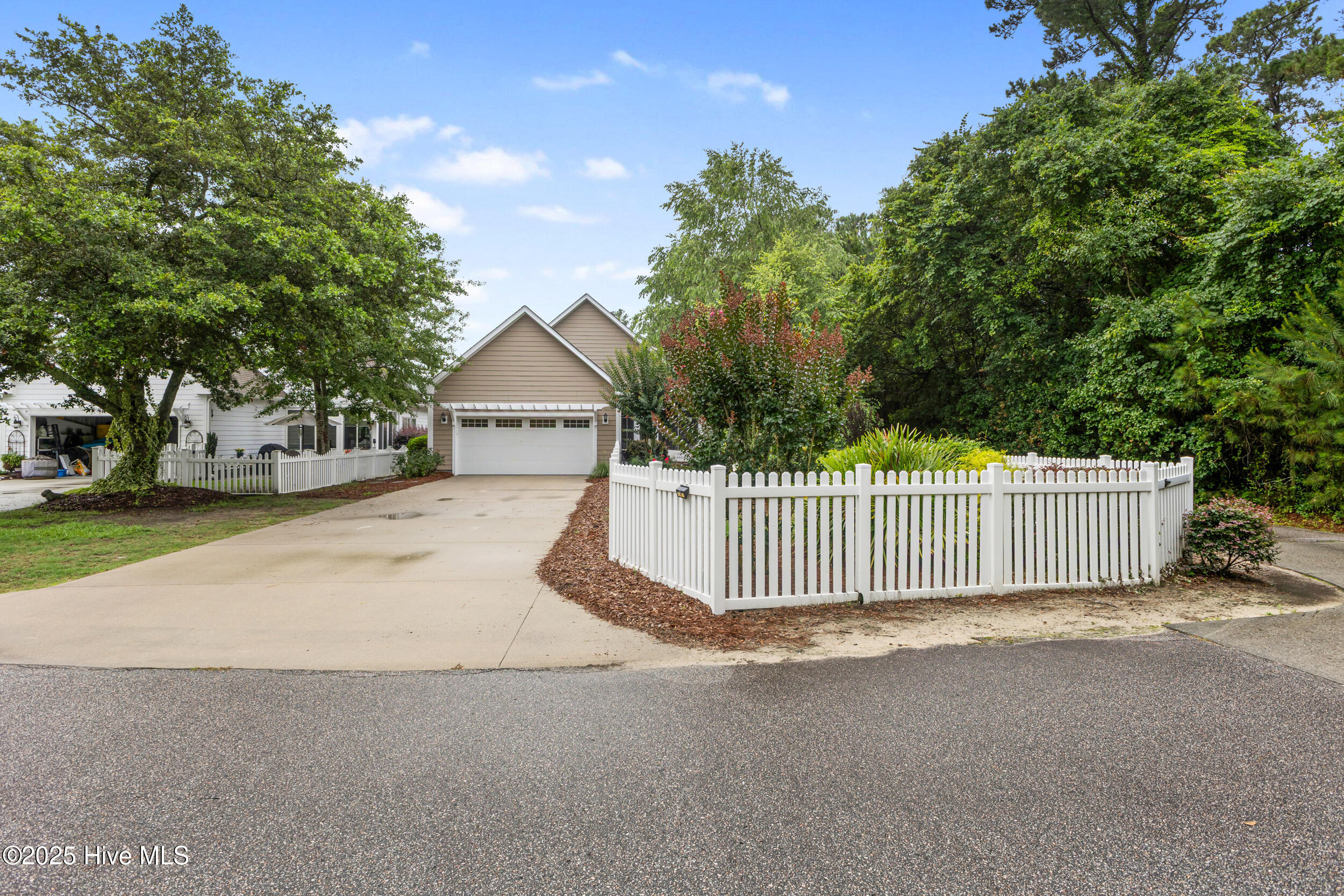 8203 Brays Drive