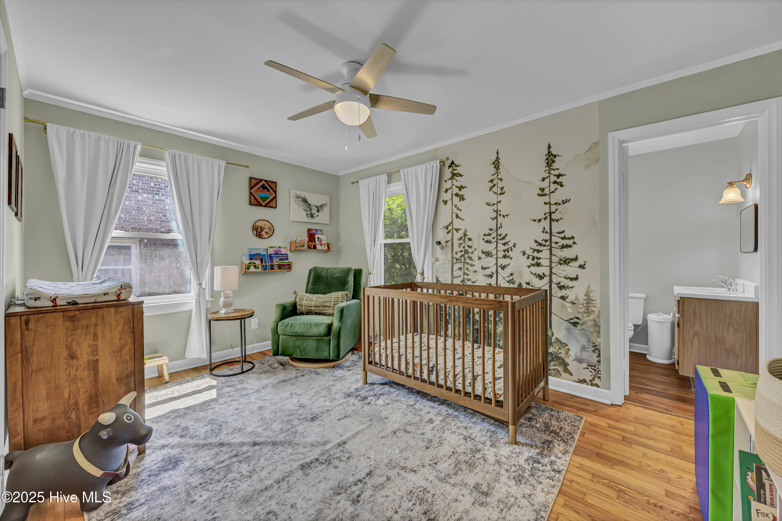 5425 Ridgewood Heights Drive